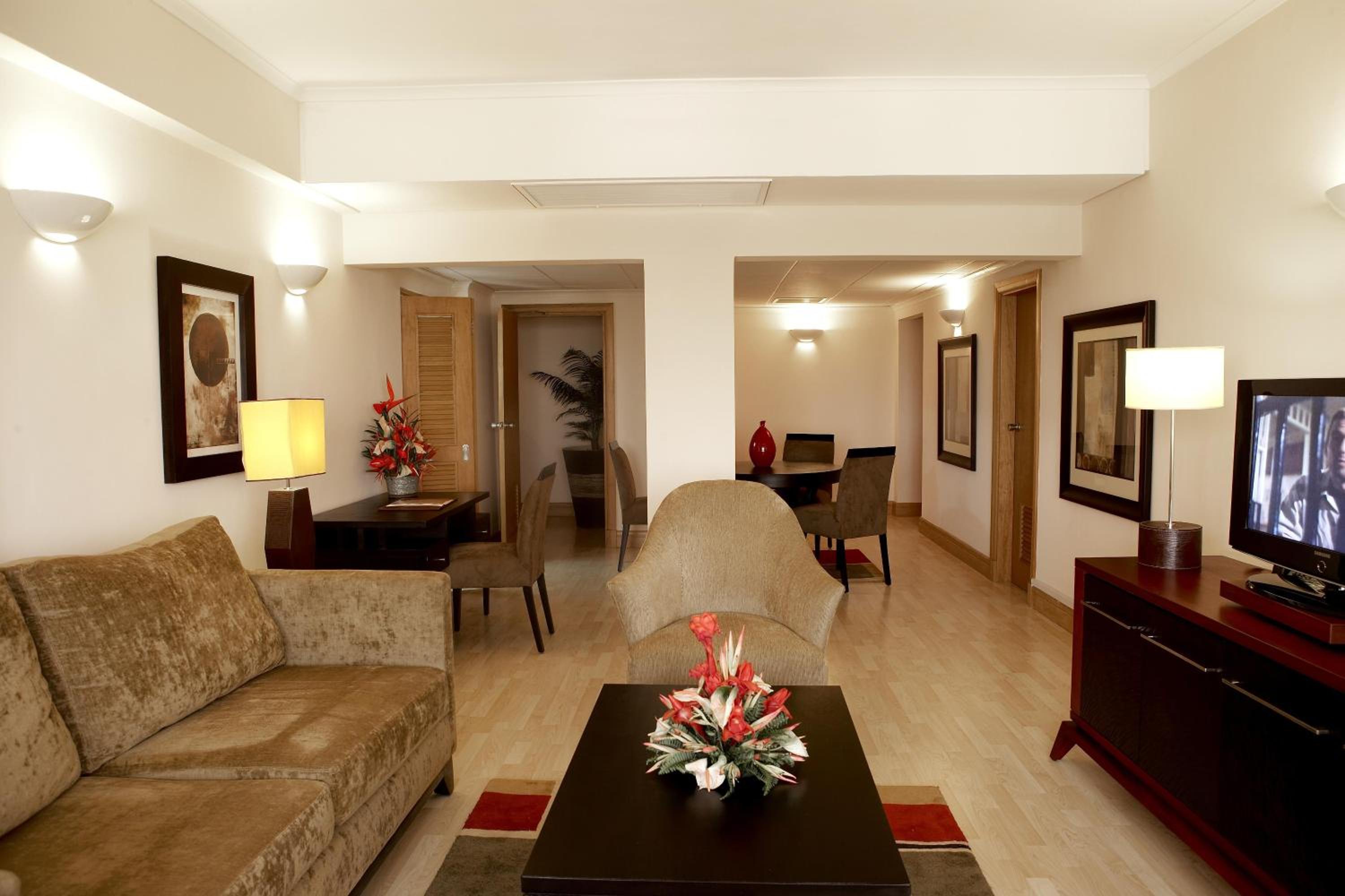 King Suite with Ocean View photo 2