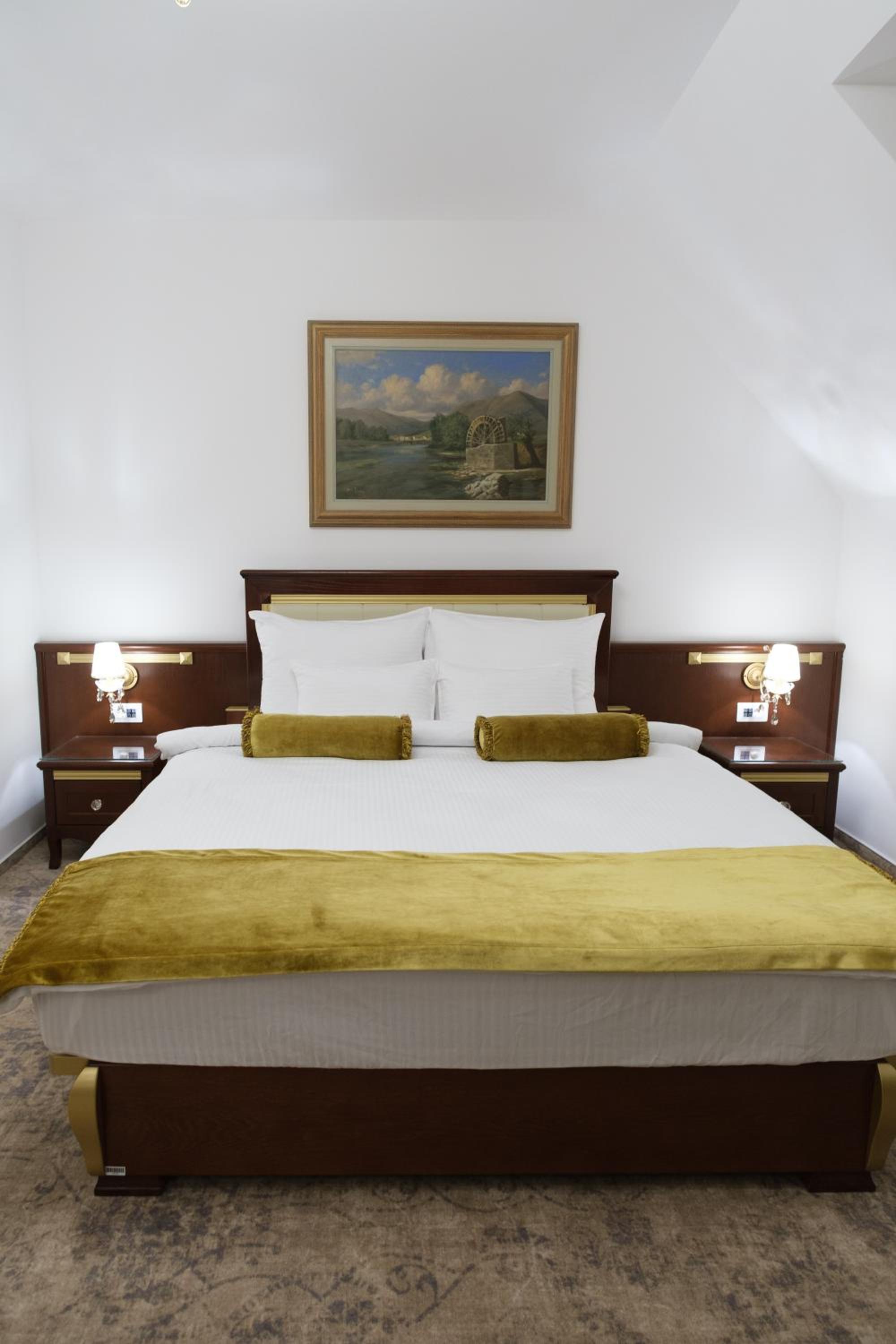 Deluxe Double or Twin Room - Photo 1