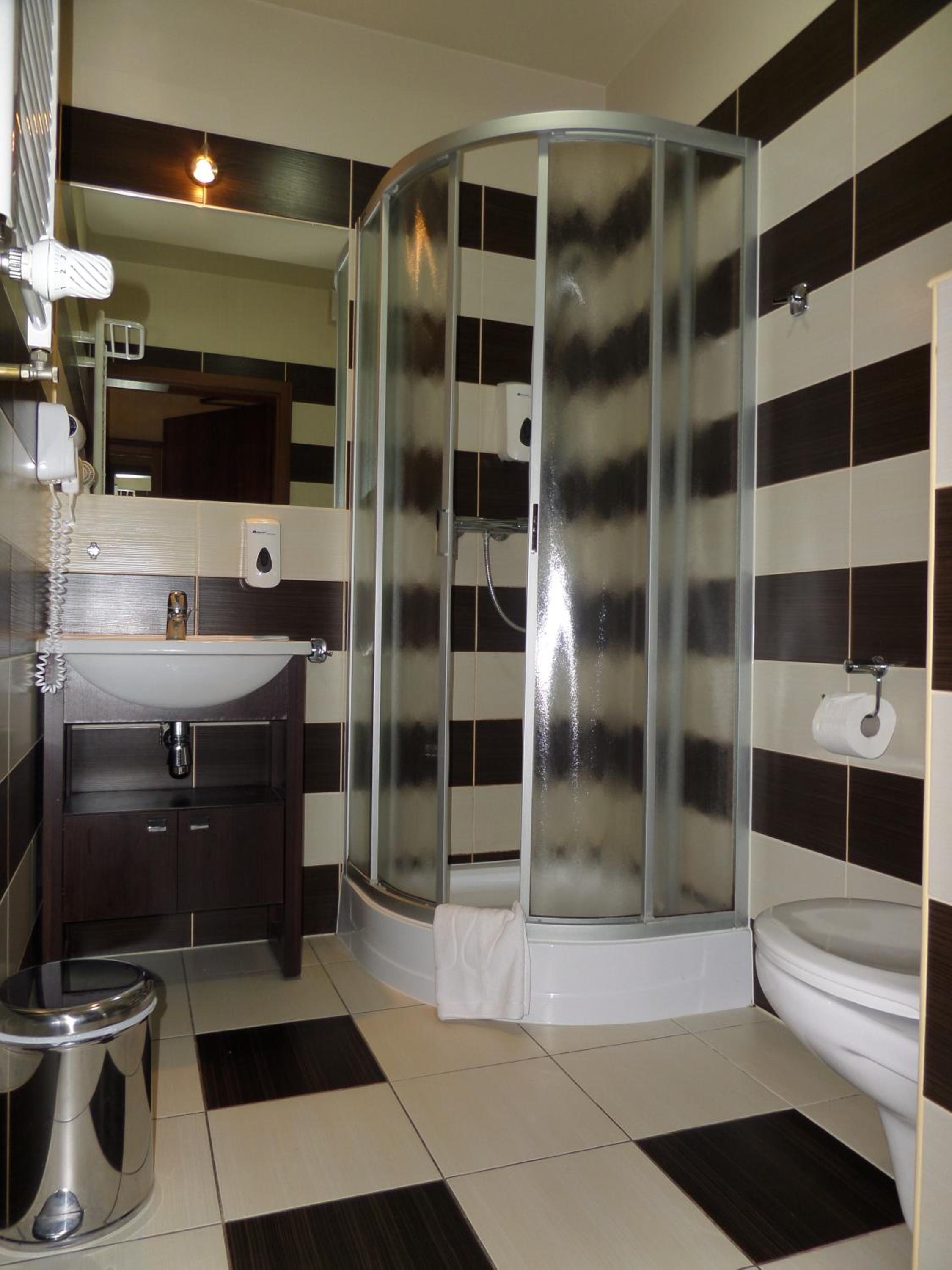 Twin Room - Photo 4