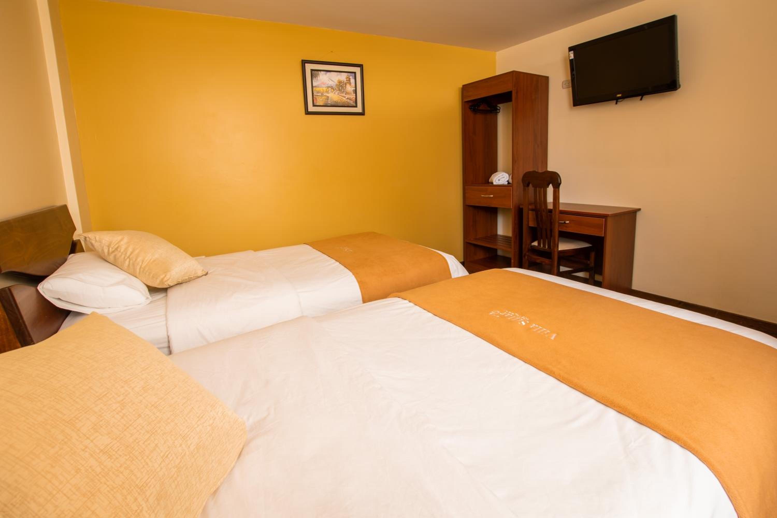 Twin Room (2 Single Beds) photo 3