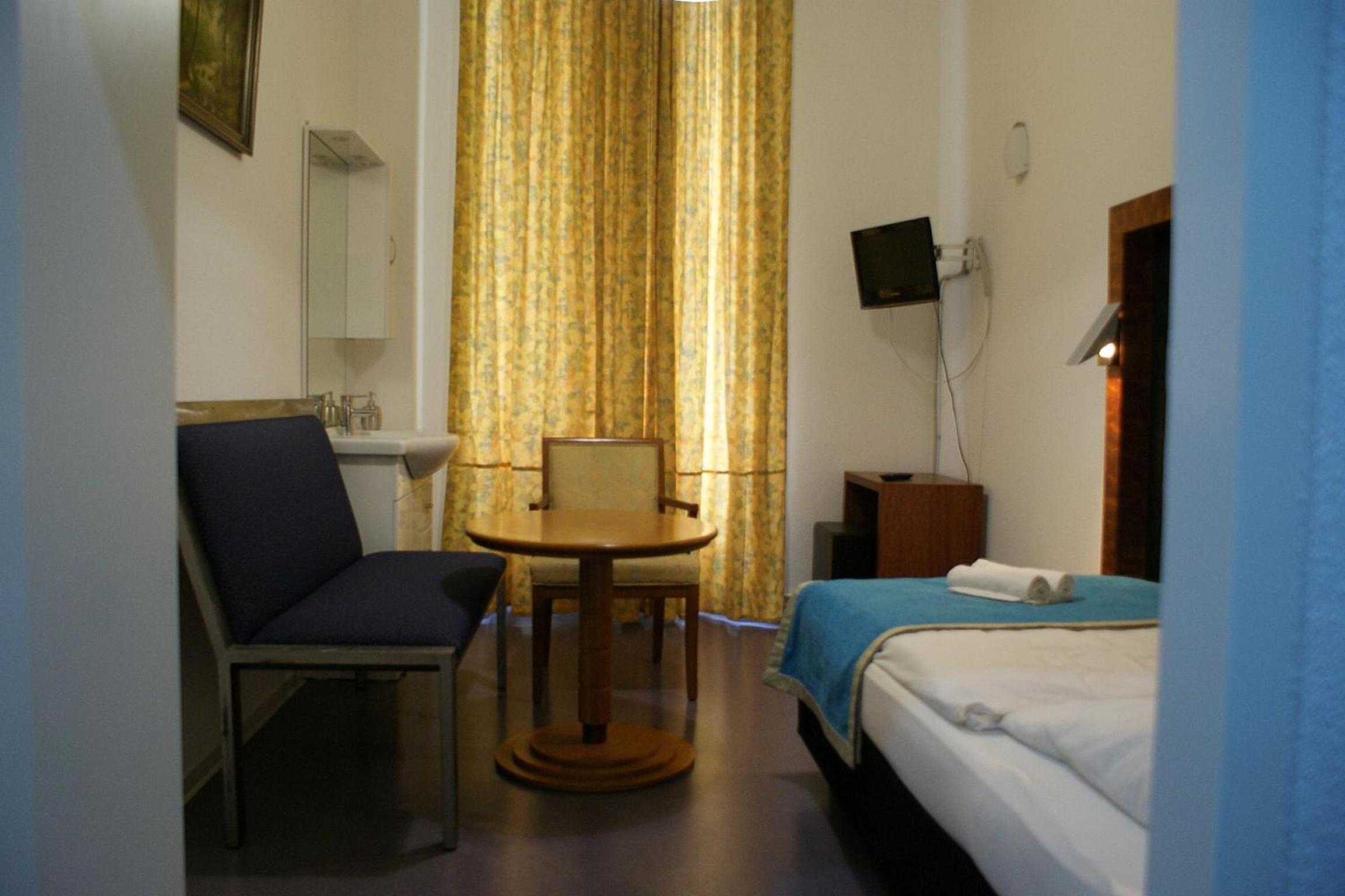 Single Room With Shared Bathroom