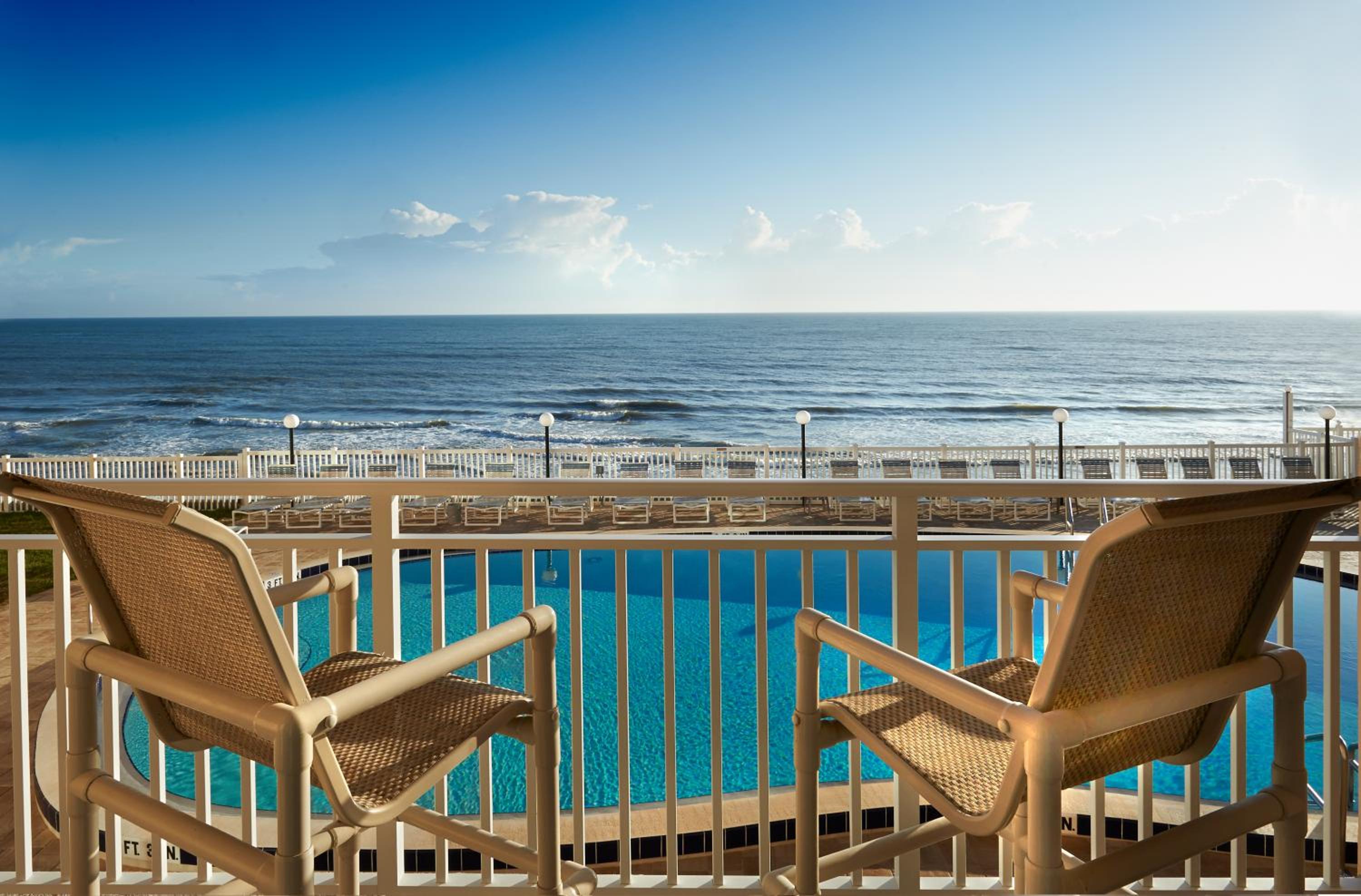 Deluxe Two-Bedroom Apartment - Oceanfront - Unit #222 photo 3