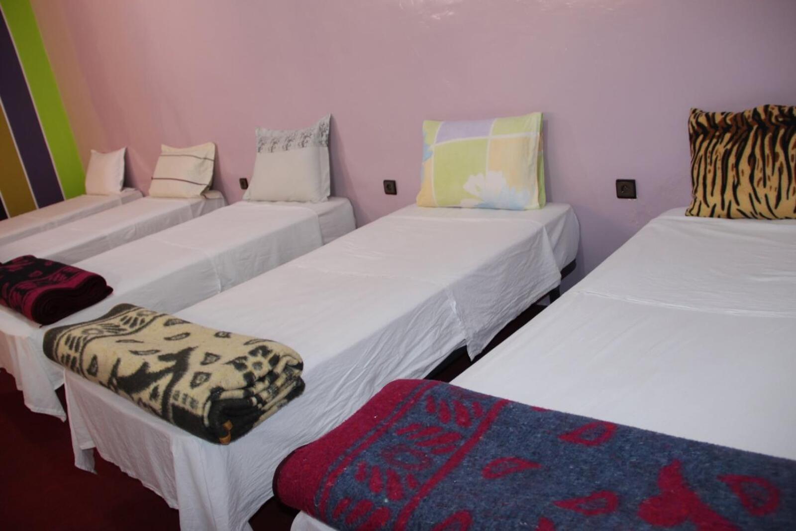 Bed in 10-Bed Mixed Dormitory Room photo 3
