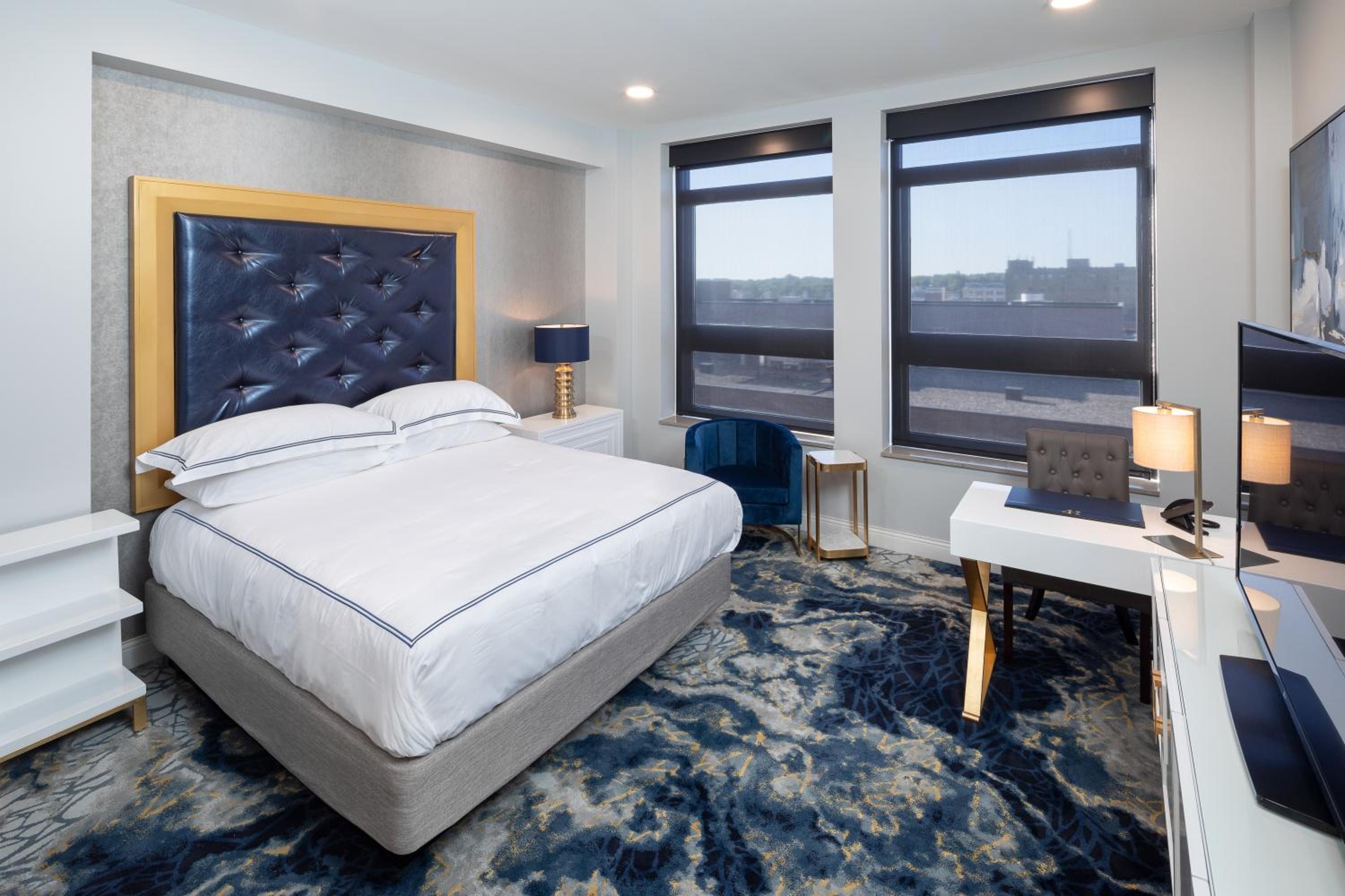Standard King Room - Photo 1