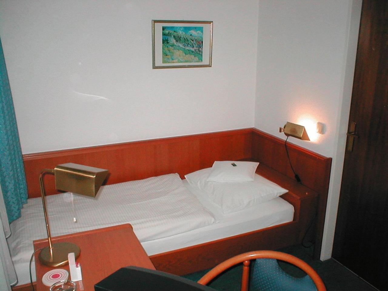 Single Room photo 1
