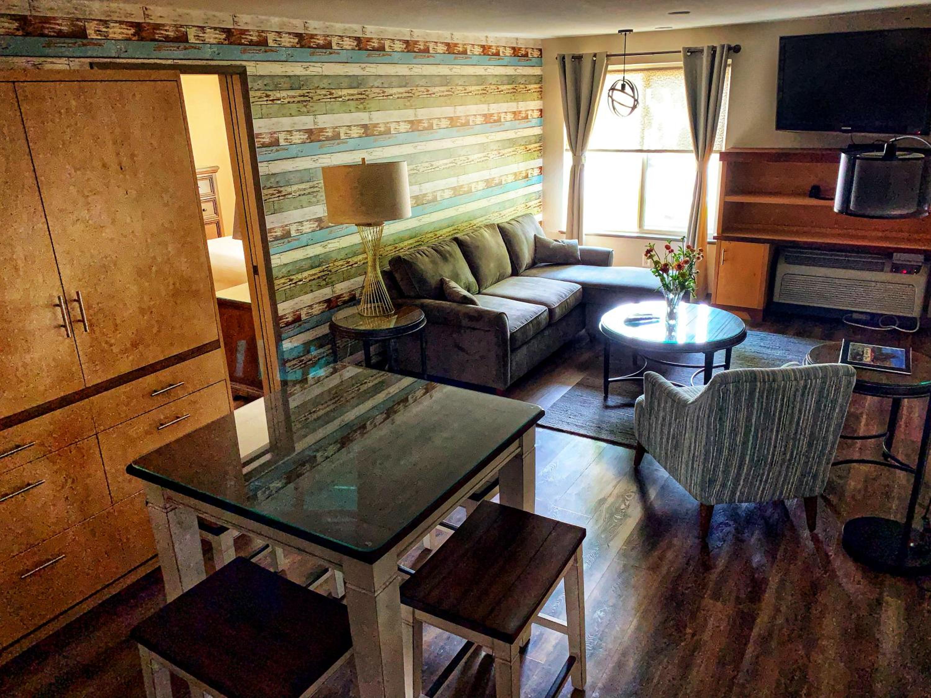 Suite photo 1