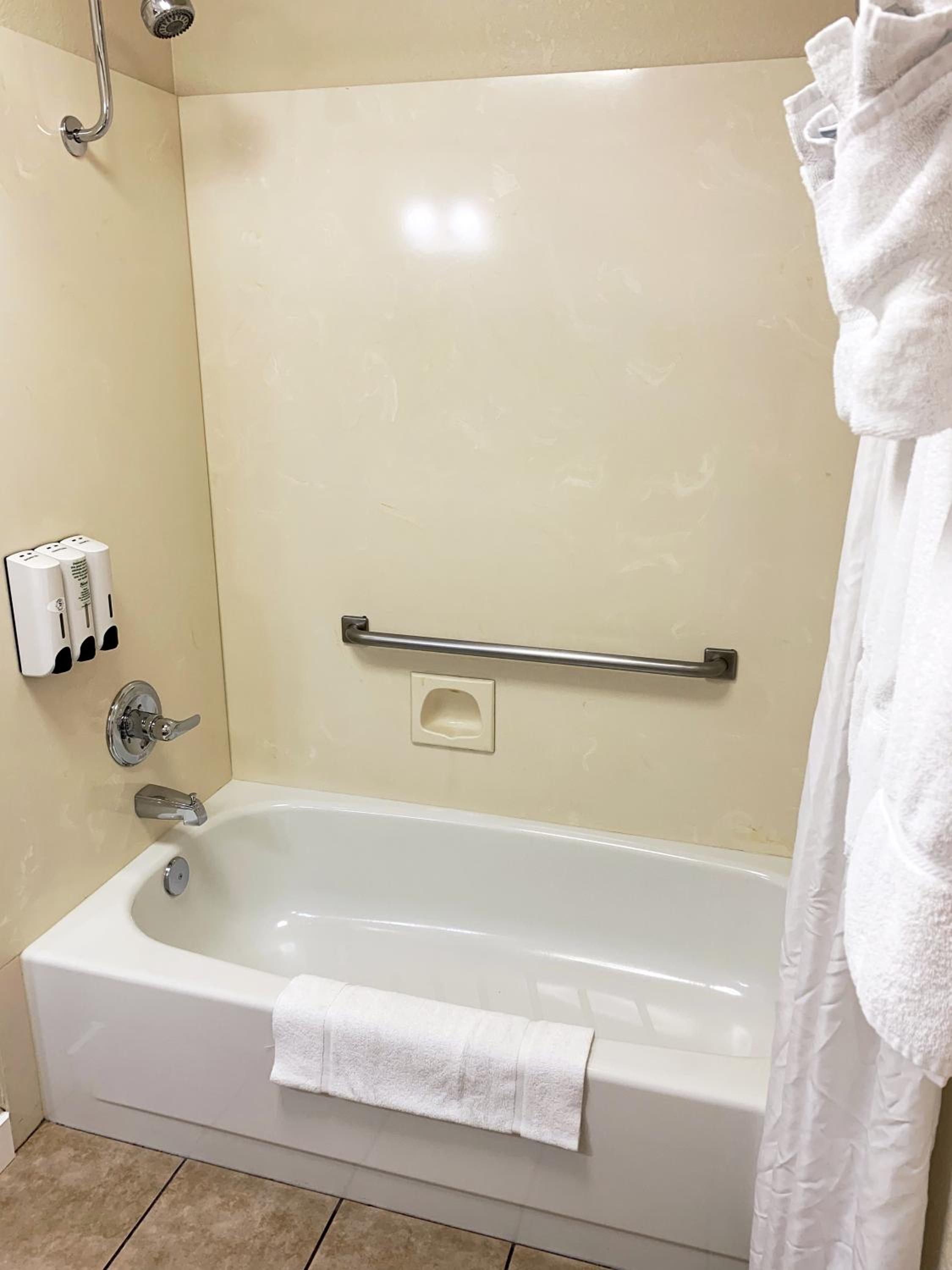 Executive King Room photo 3