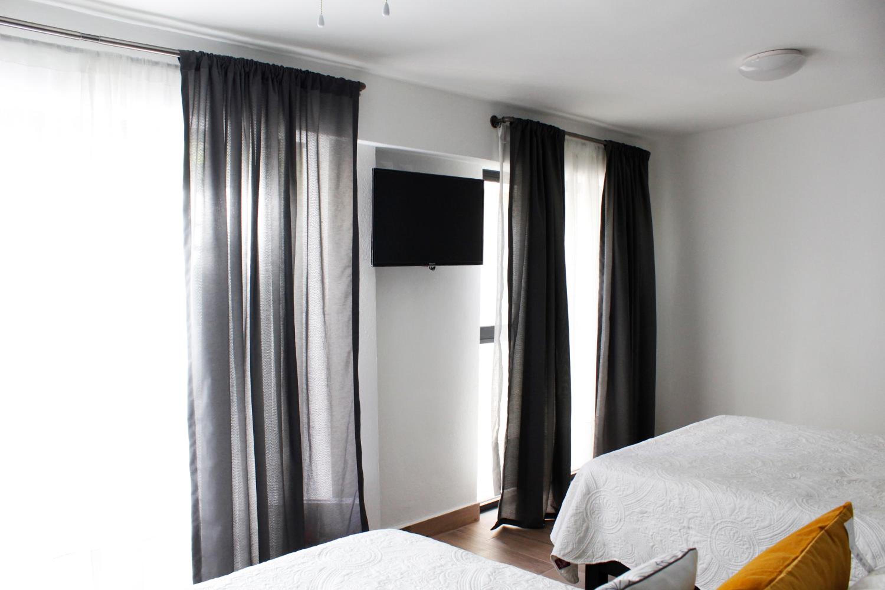 Double Room with Two Double Beds - Photo 4
