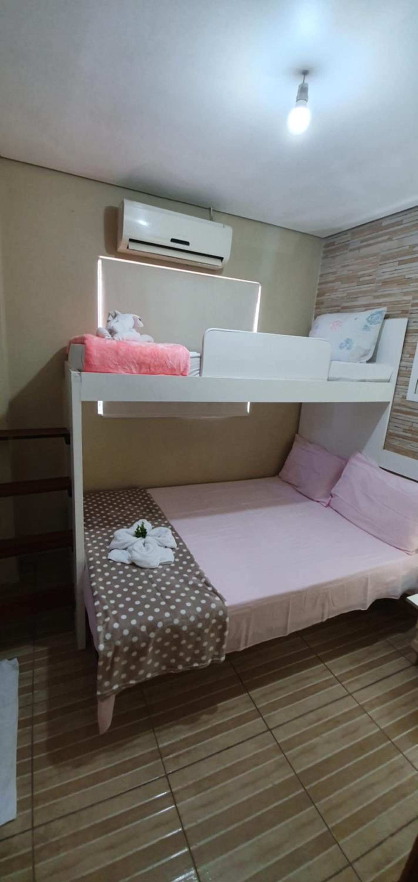 Standard Triple Room - Photo 1