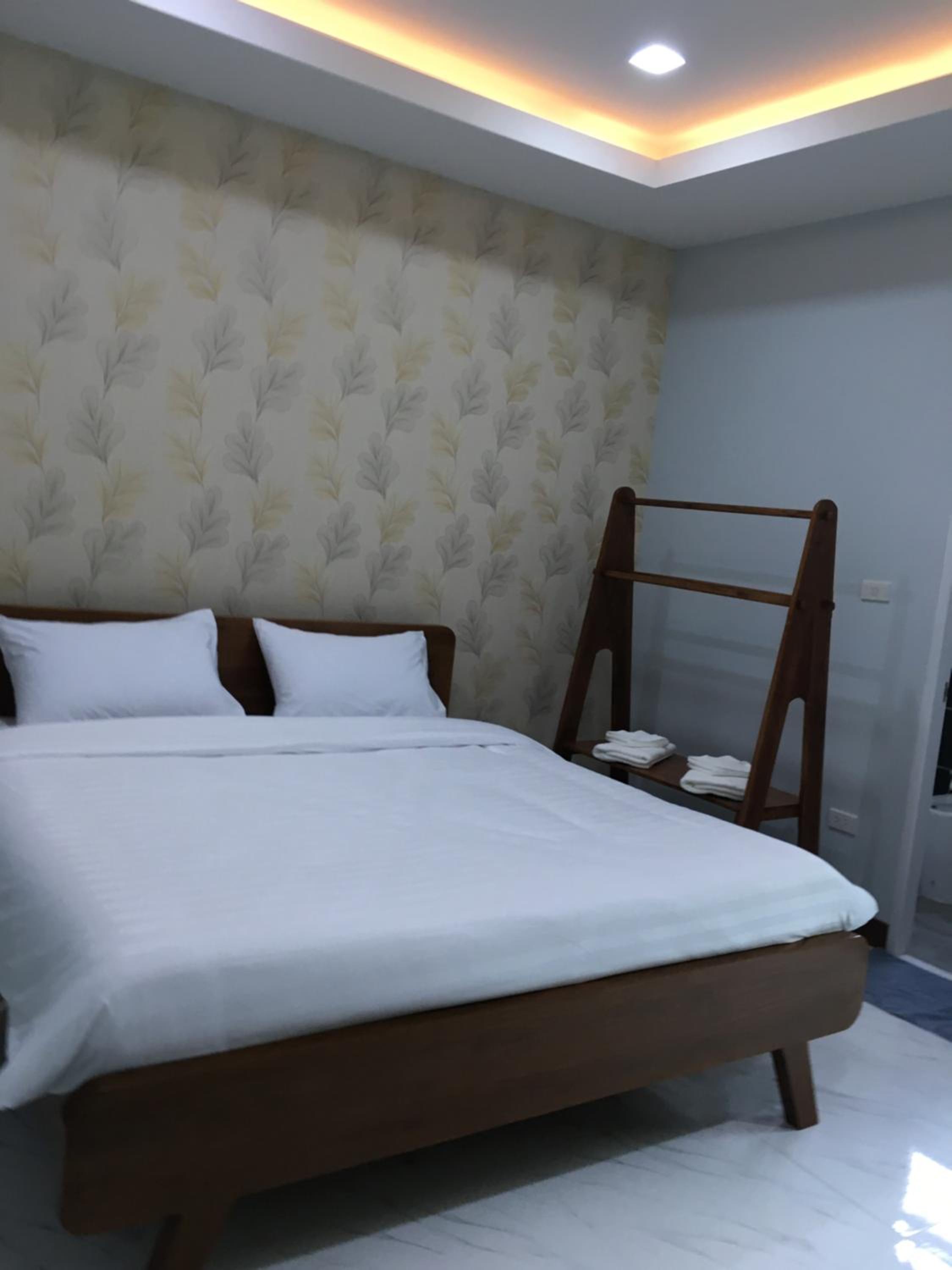 Large Double or Twin Room - Photo 7