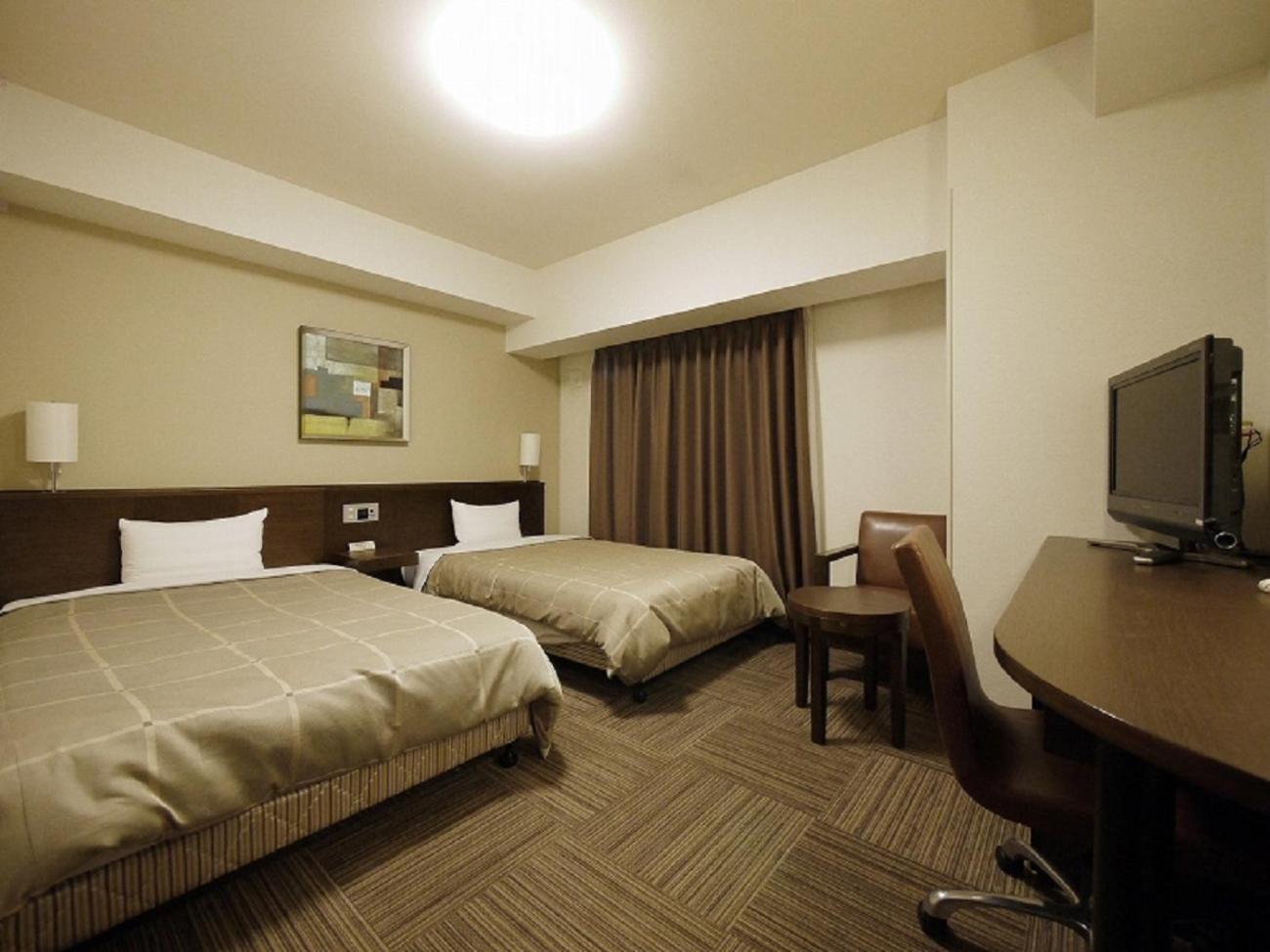 Twin Room - Smoking - Photo 1