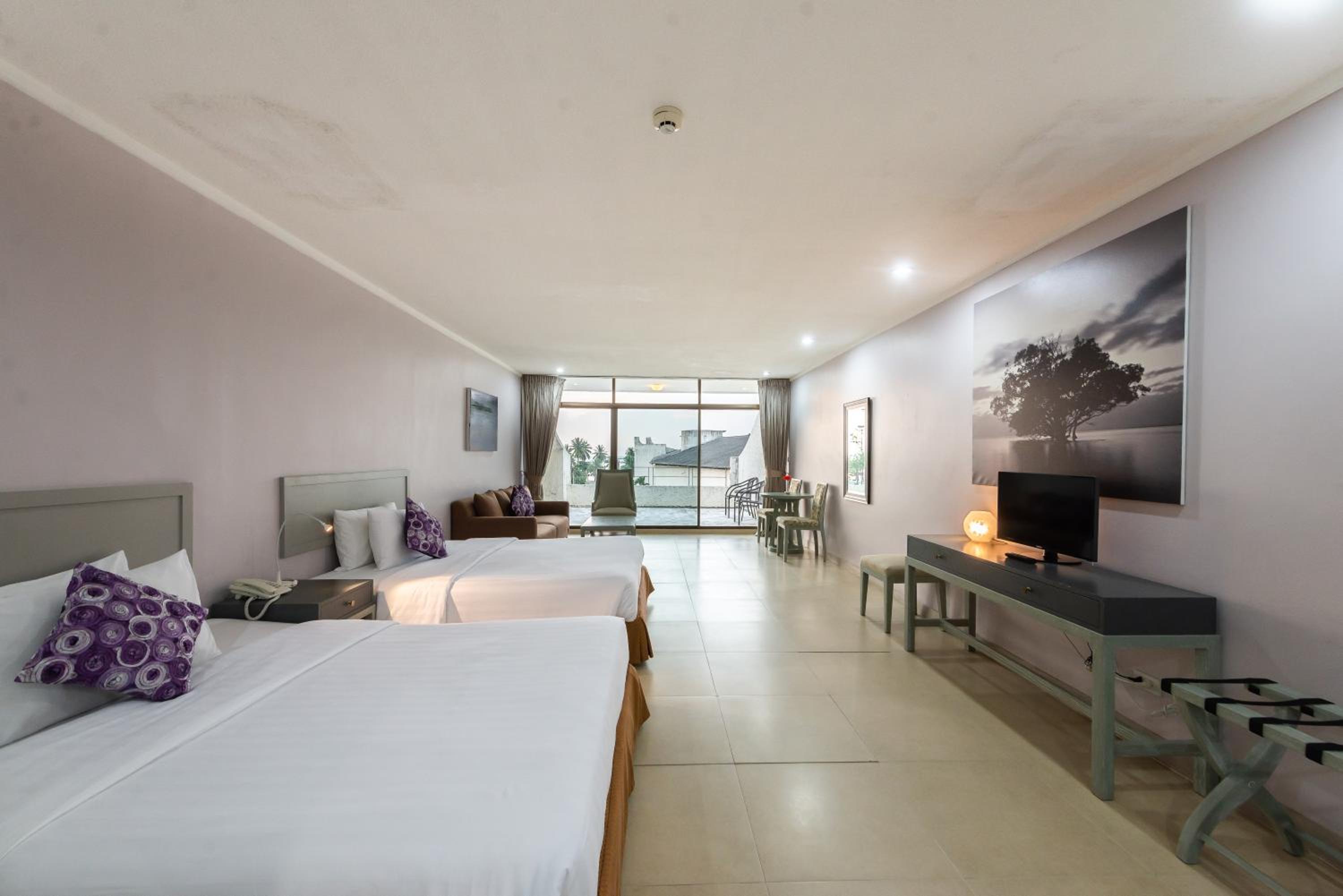 Premier Junior Suite