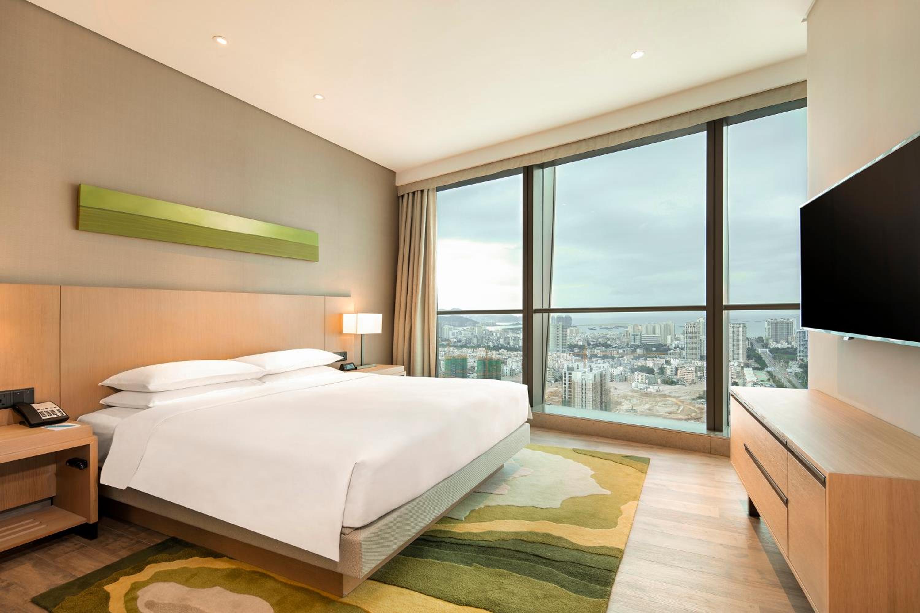 King Room with Sofa Bed and Ocean View photo 1