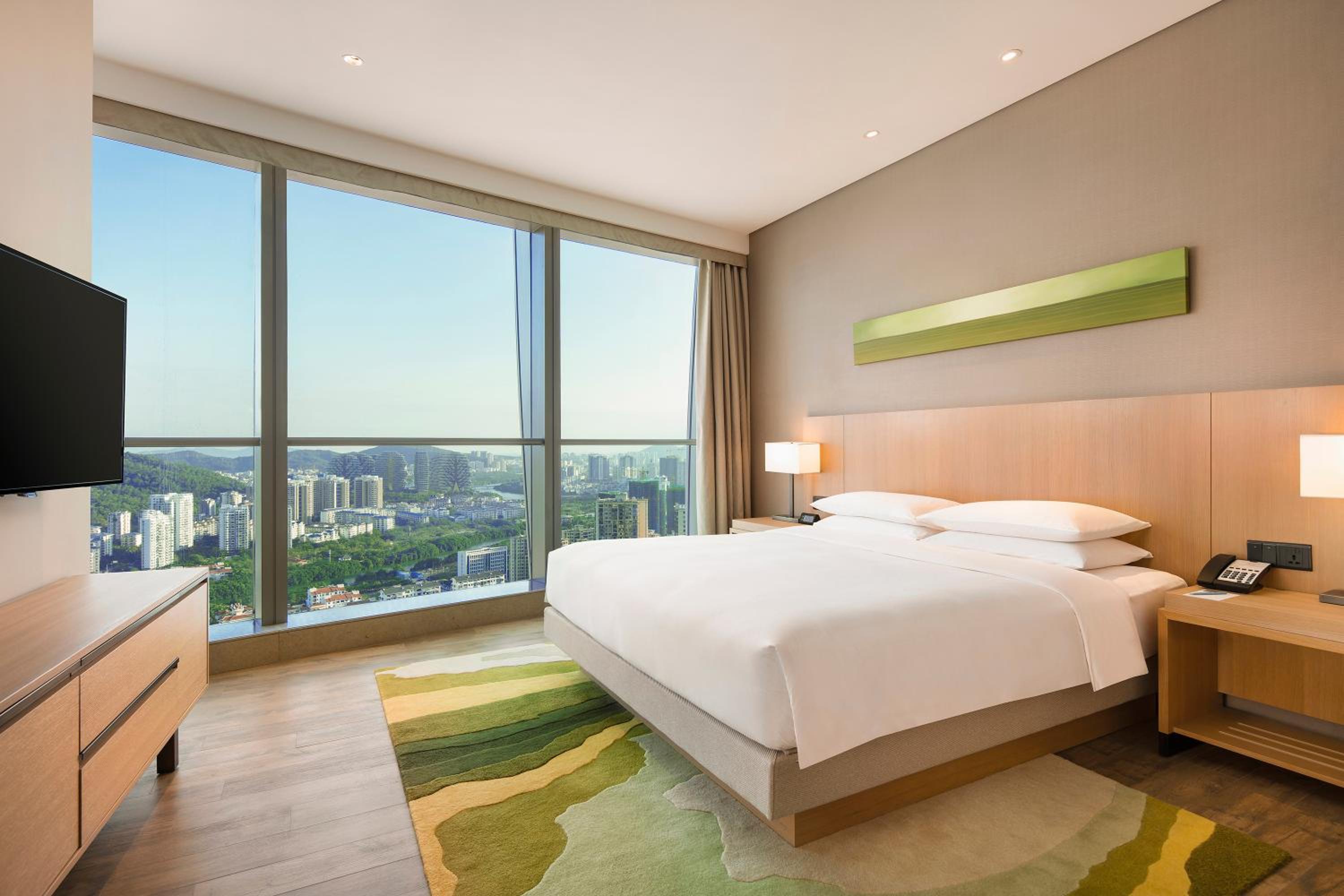 King Room with Sofa Bed and Ocean View photo 2