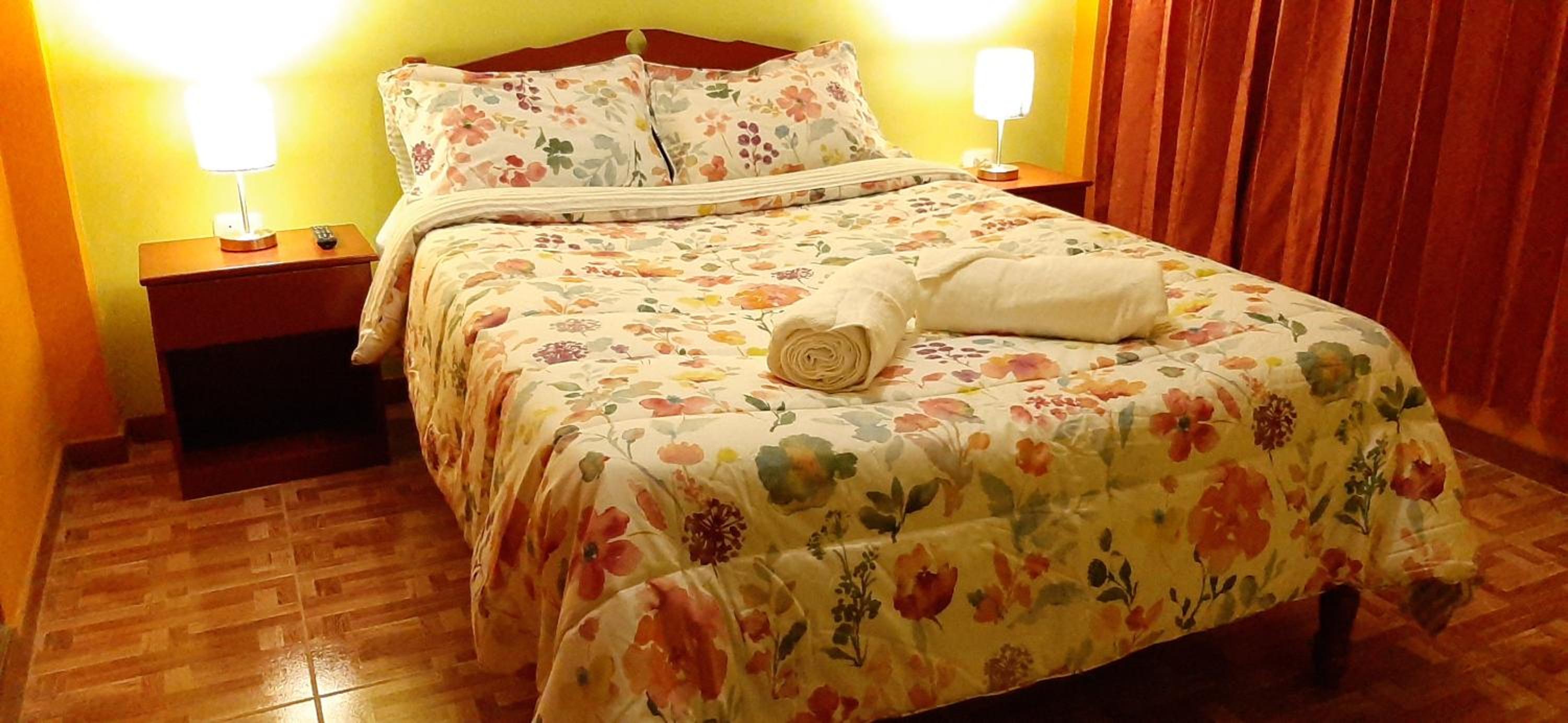 Double Room with Shared Bathroom photo 2