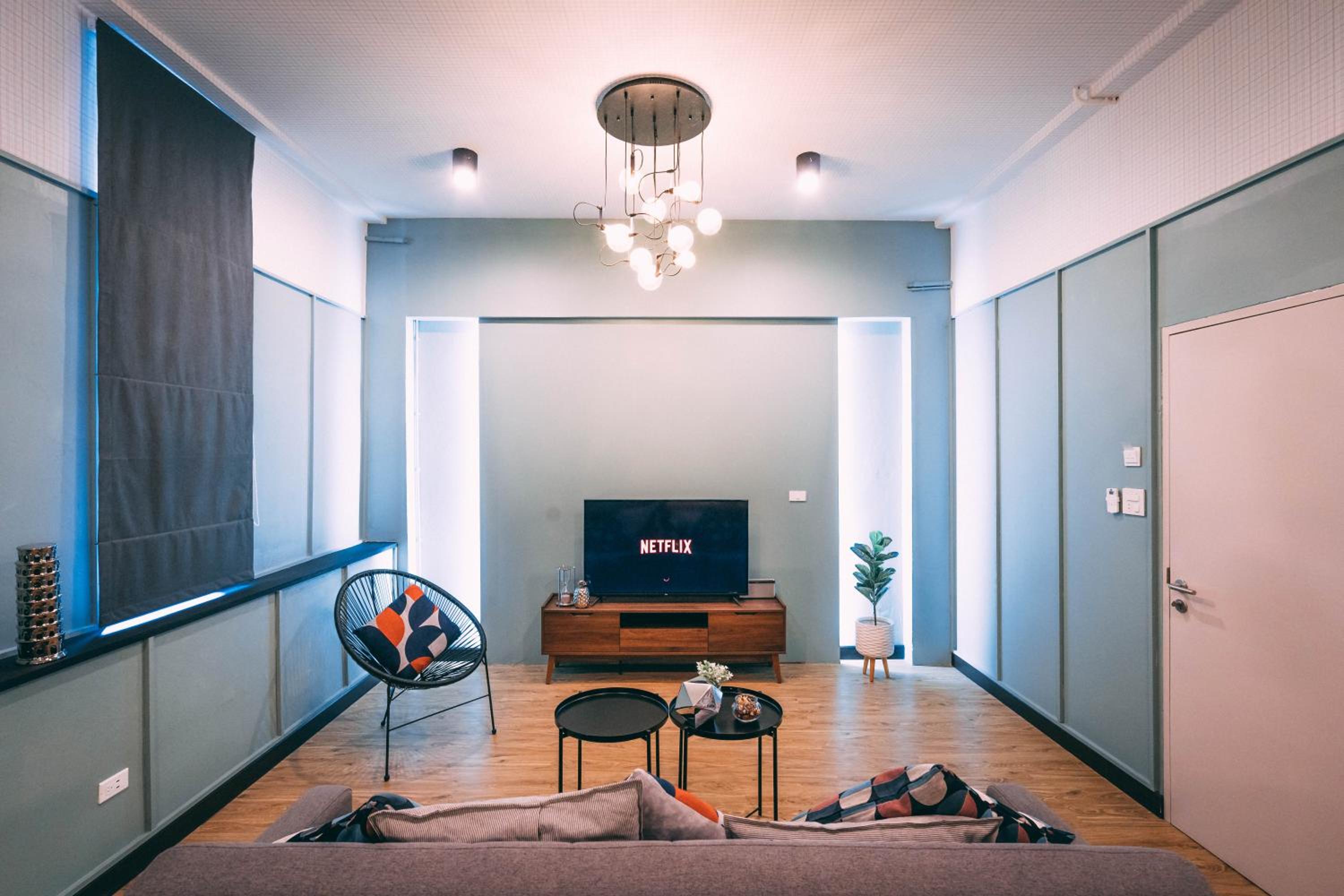 Family Room photo 3