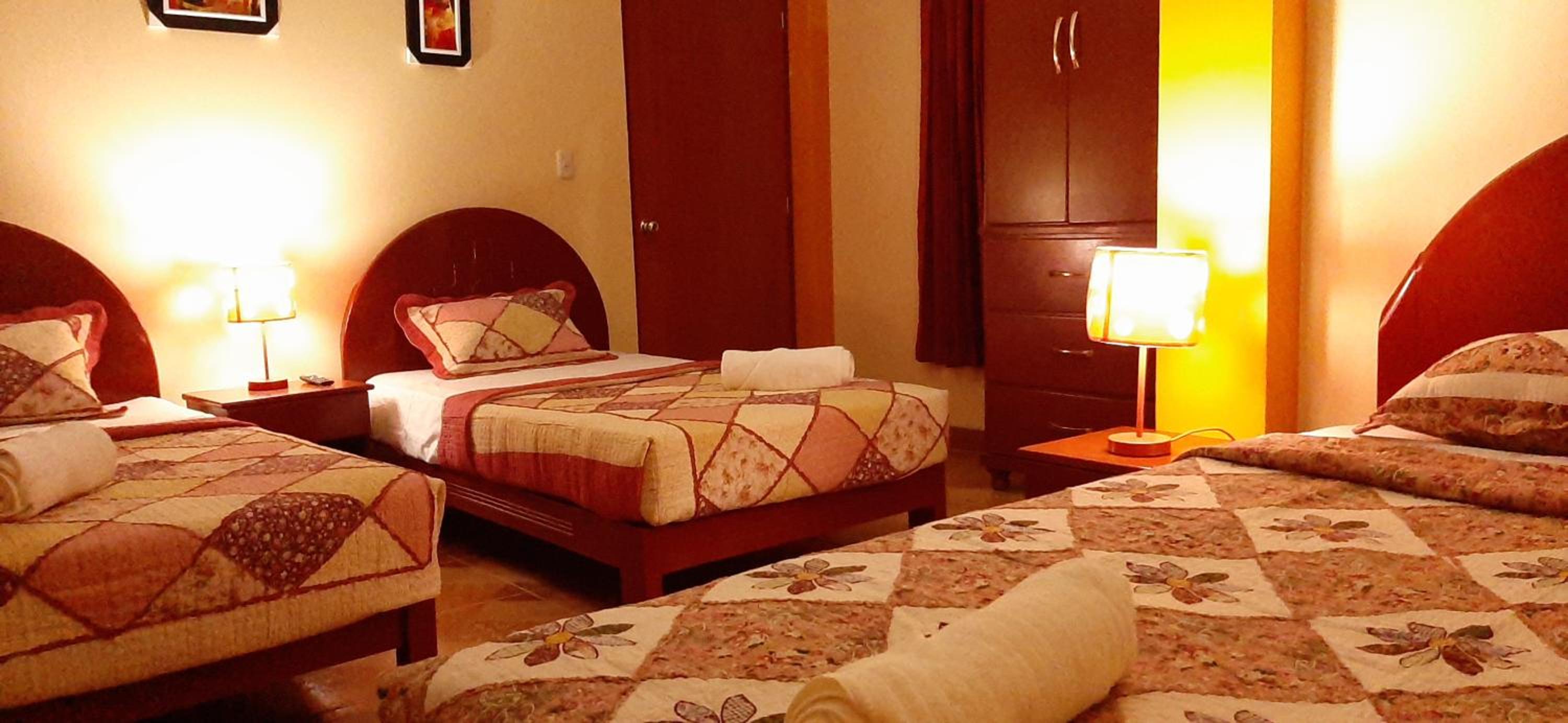 Basic Triple Room with Shared Bathroom photo 3