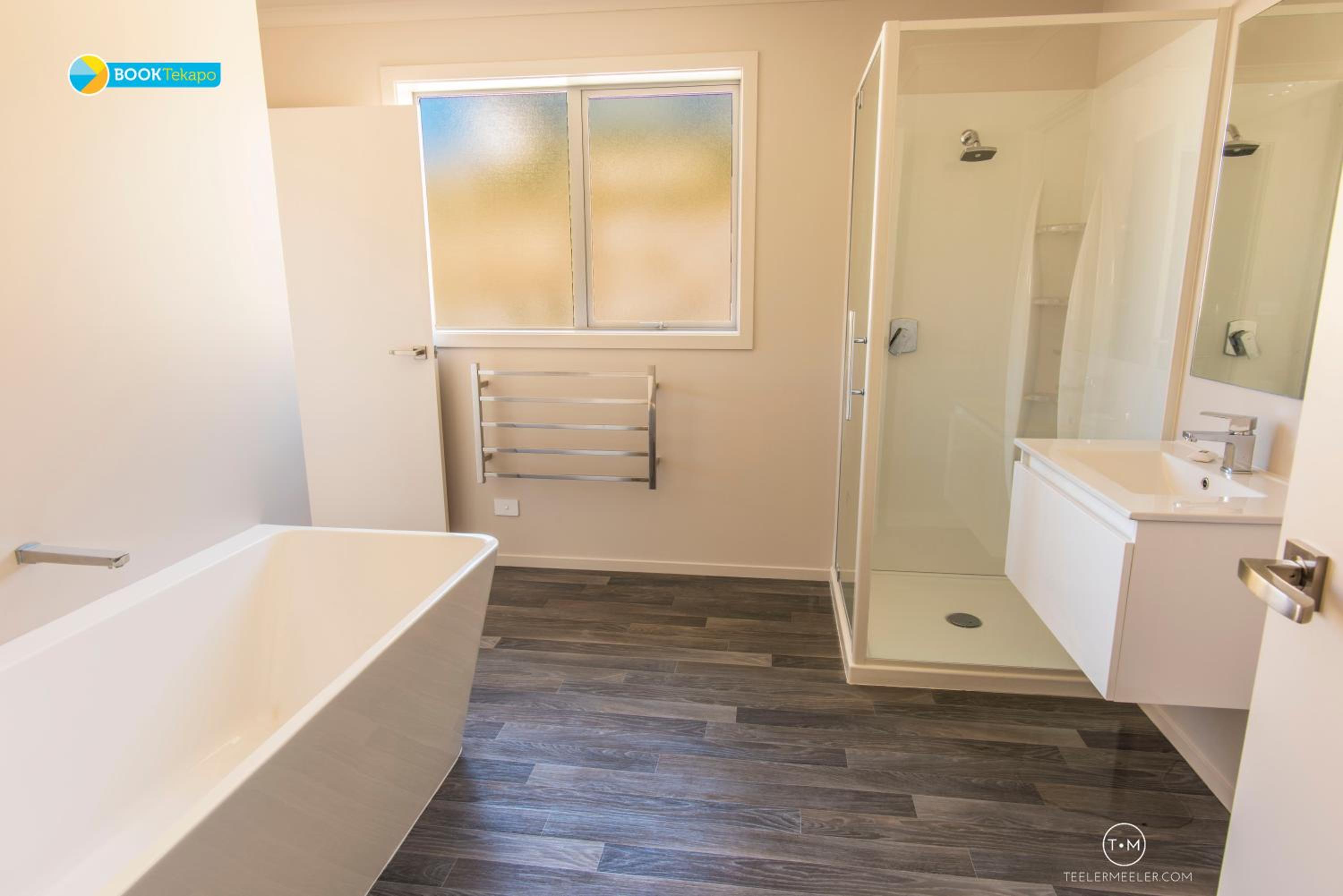 Four-Bedroom House - Photo 6