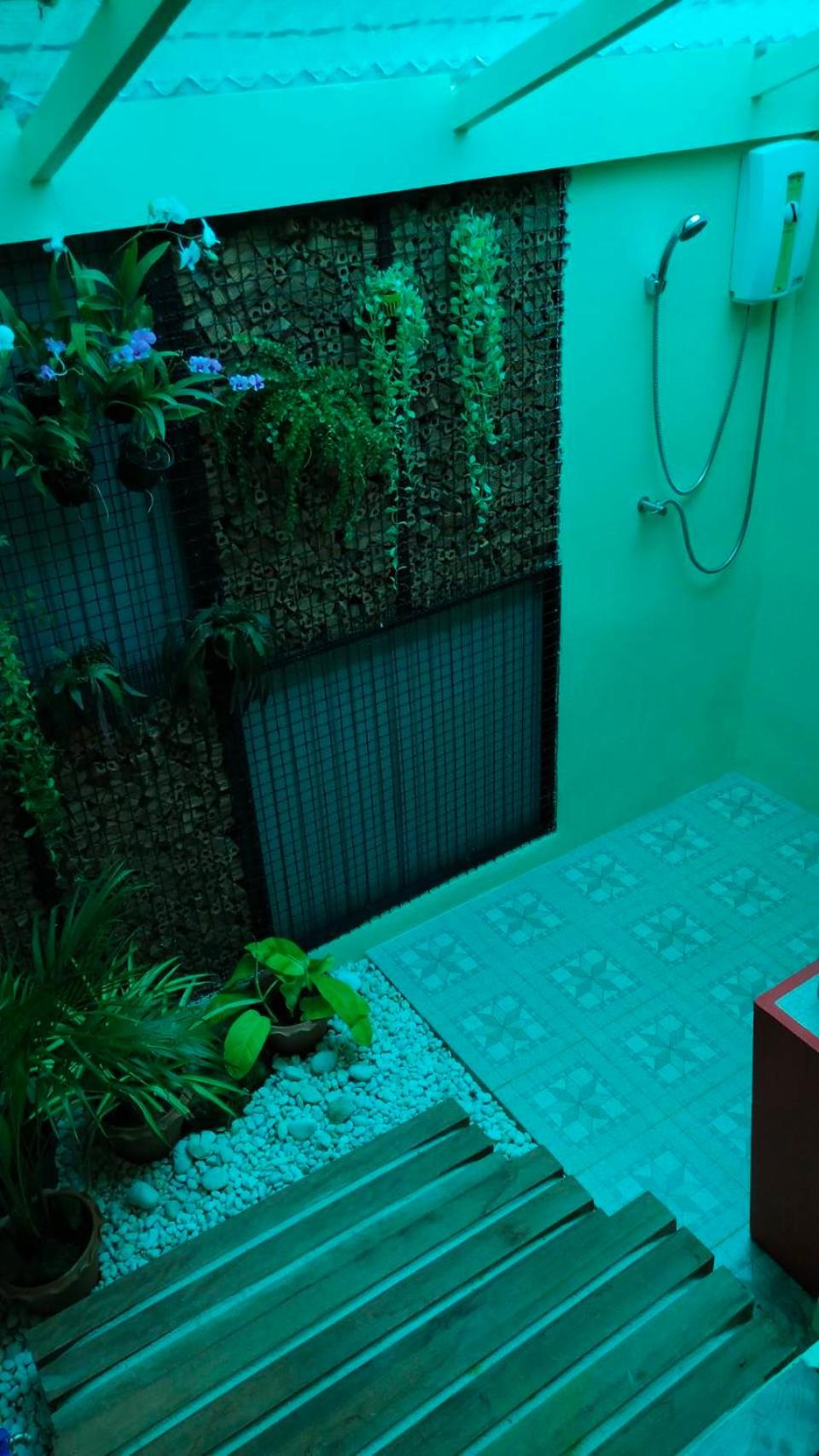 Two-Bedroom Bungalow - Photo 19