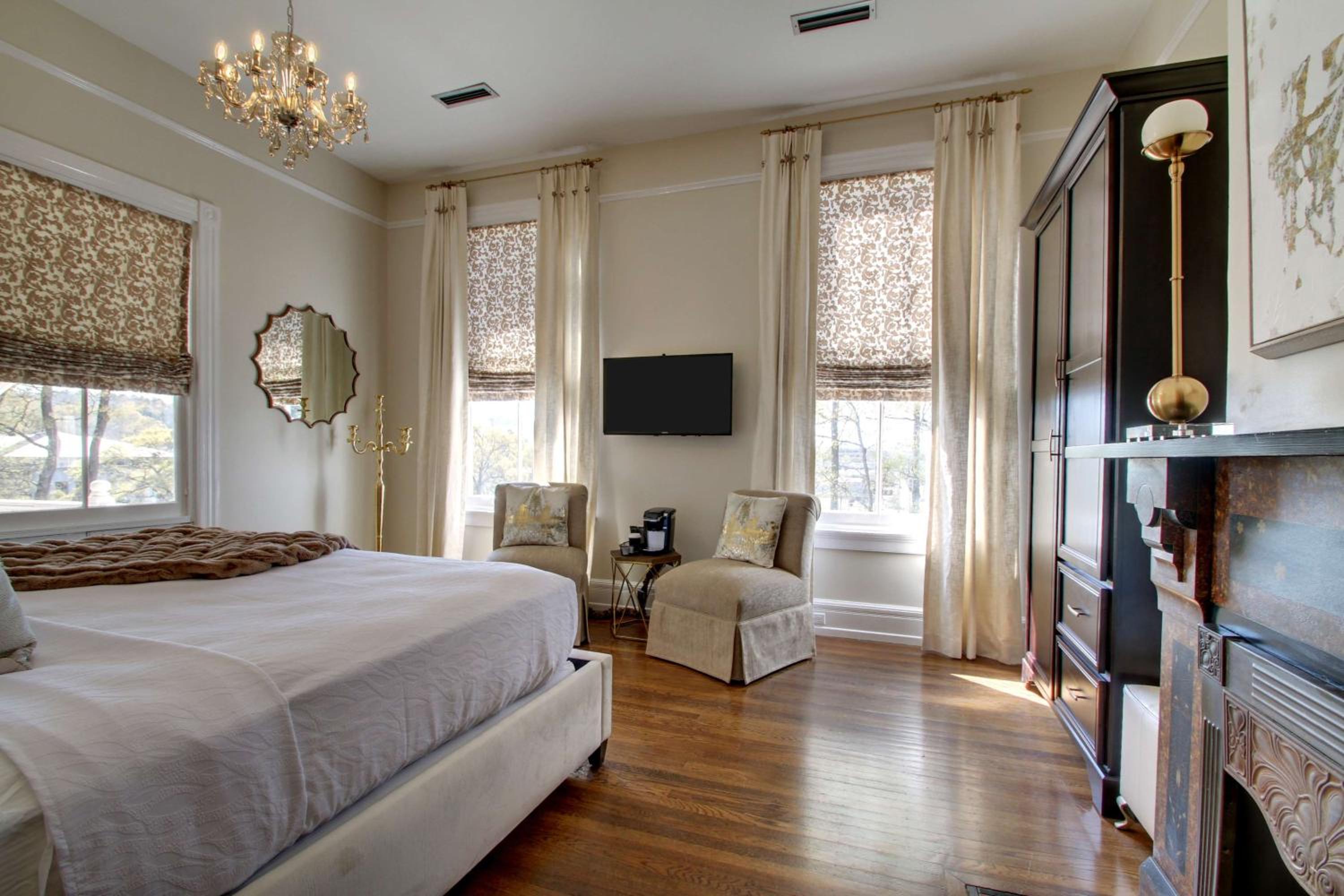 King Suite photo 1