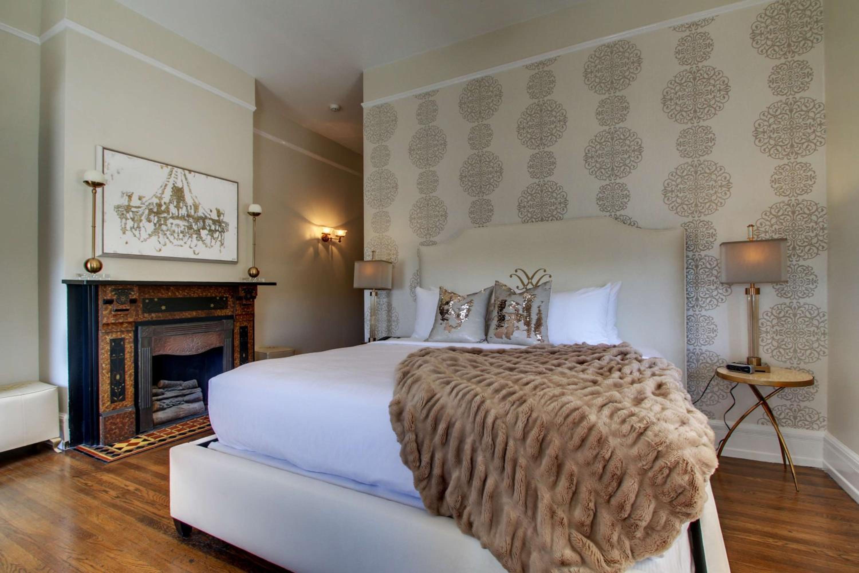King Suite photo 2