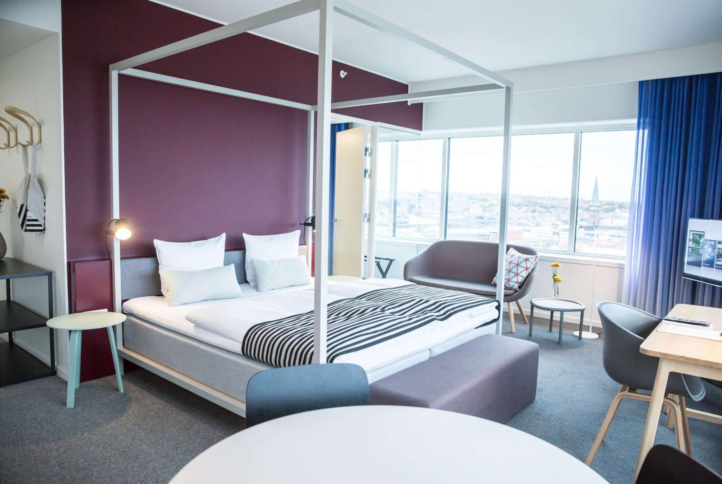 Superior Corner Double Room