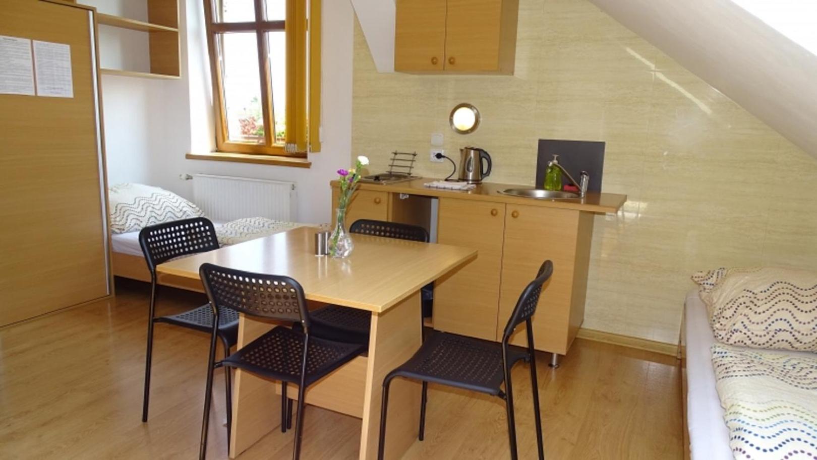 Triple Room photo 2