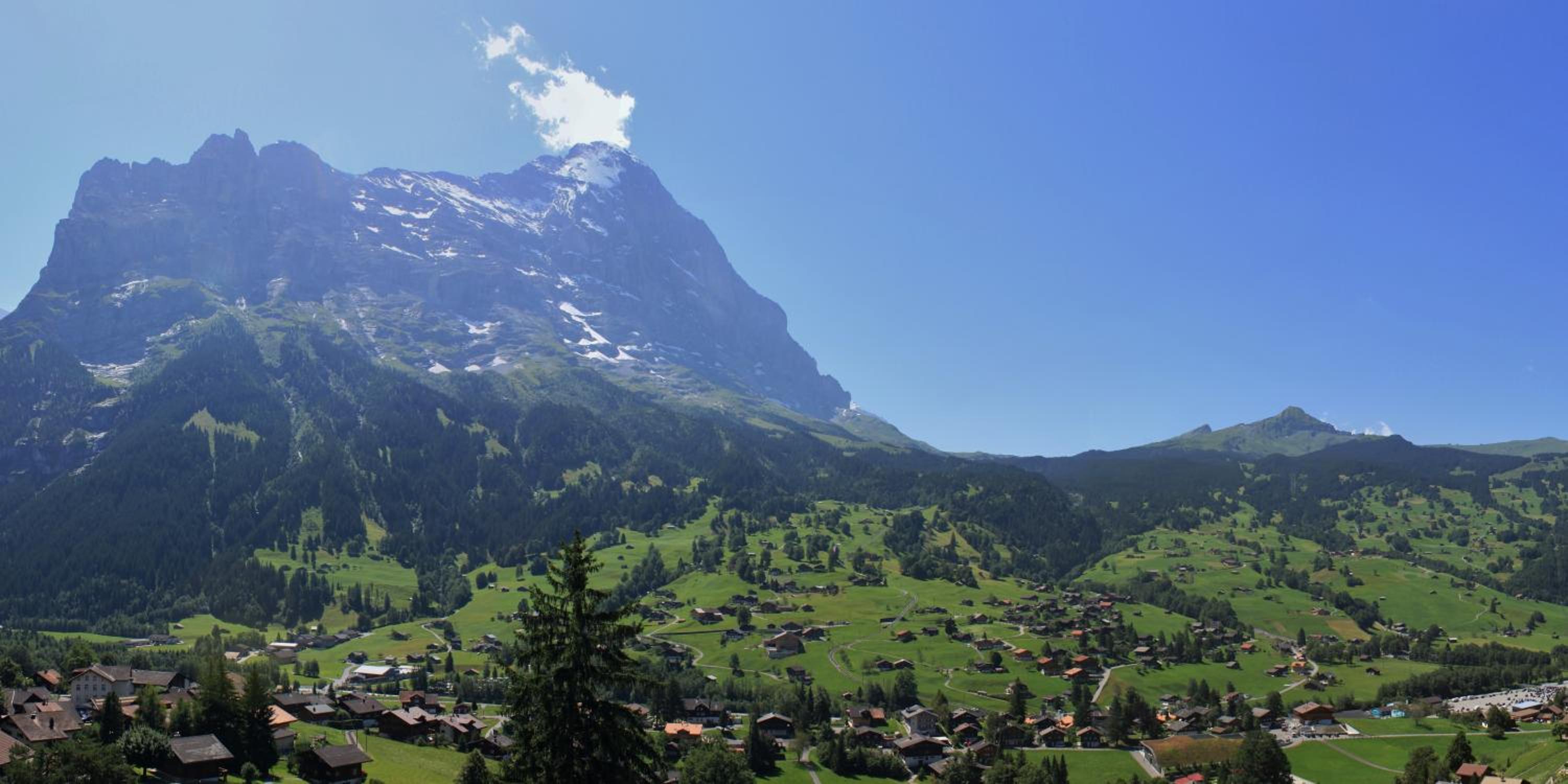 Classic Triple Room -  Eiger View with A/C - Photo 2