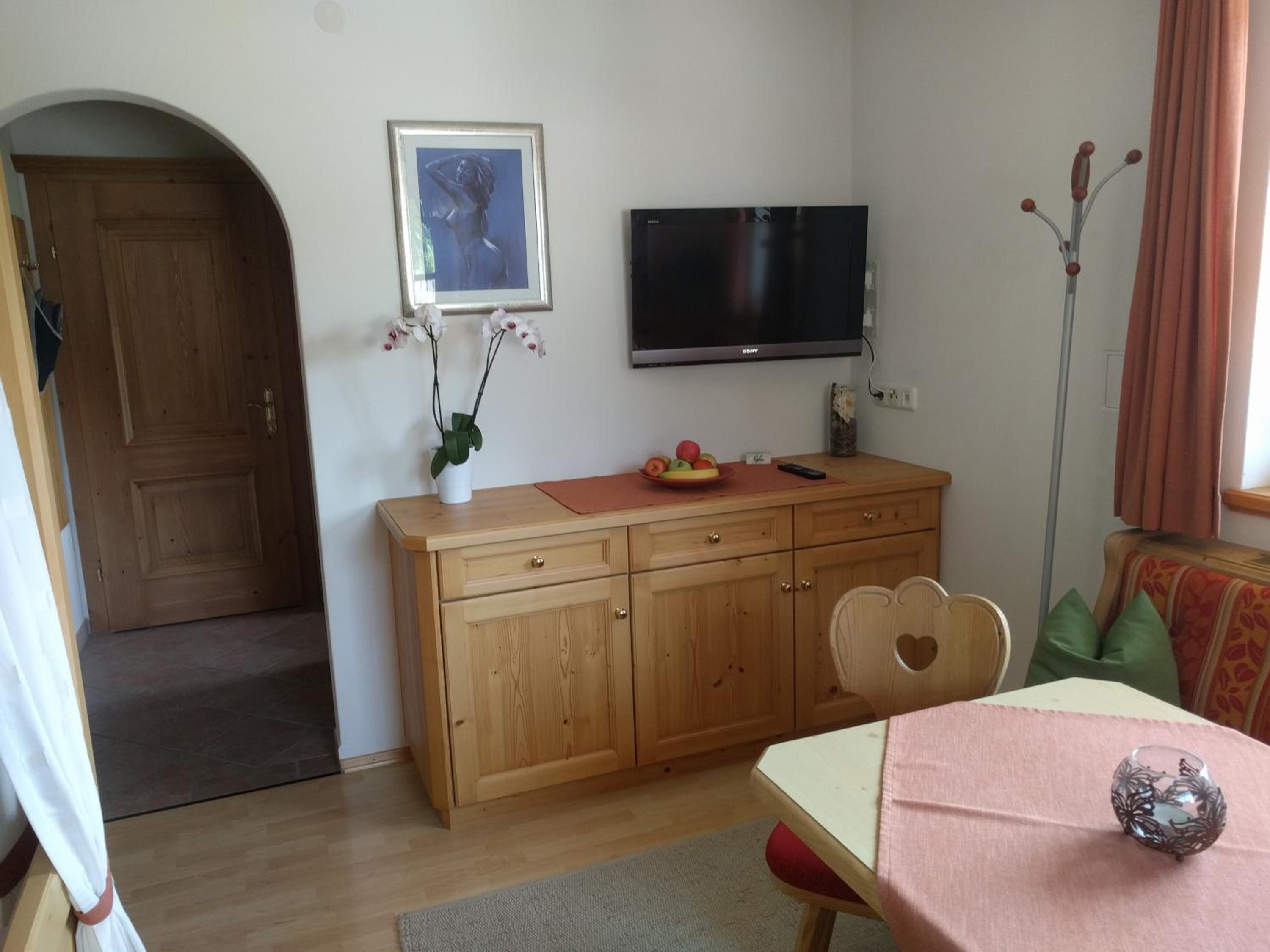 Apartment photo 1