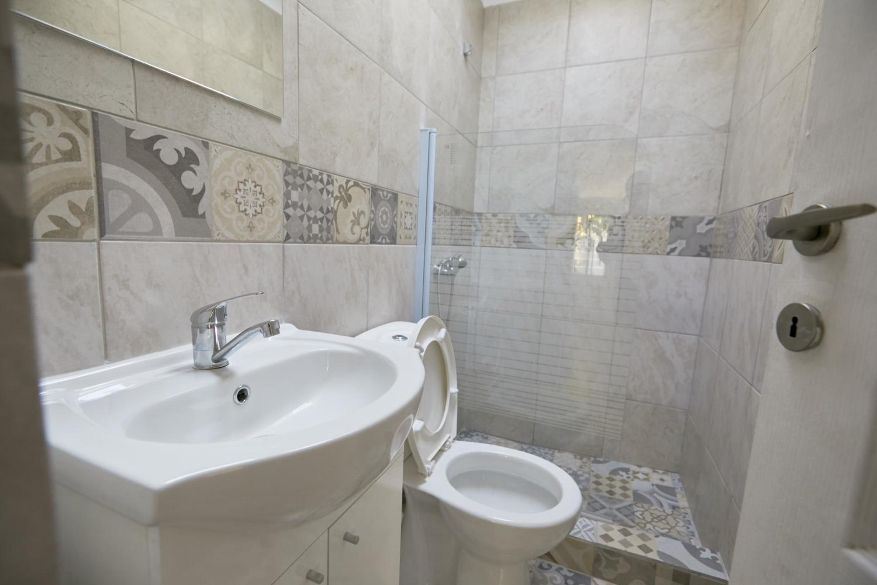 Standard Apartment - Photo 8