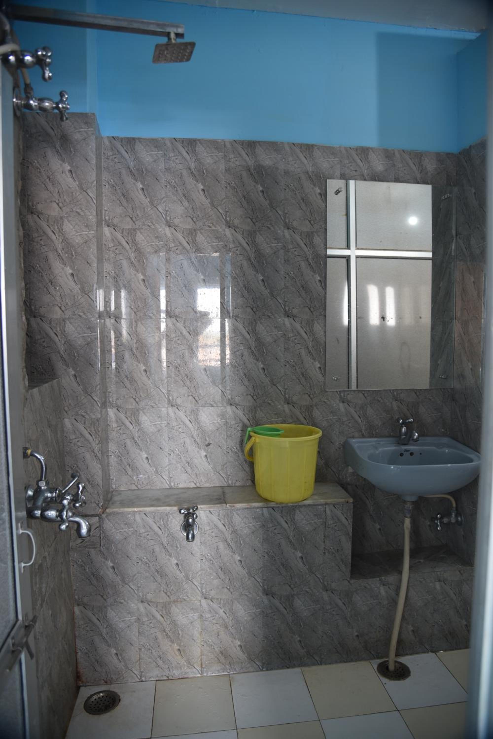 Family Room With Private Bathroom photo 2