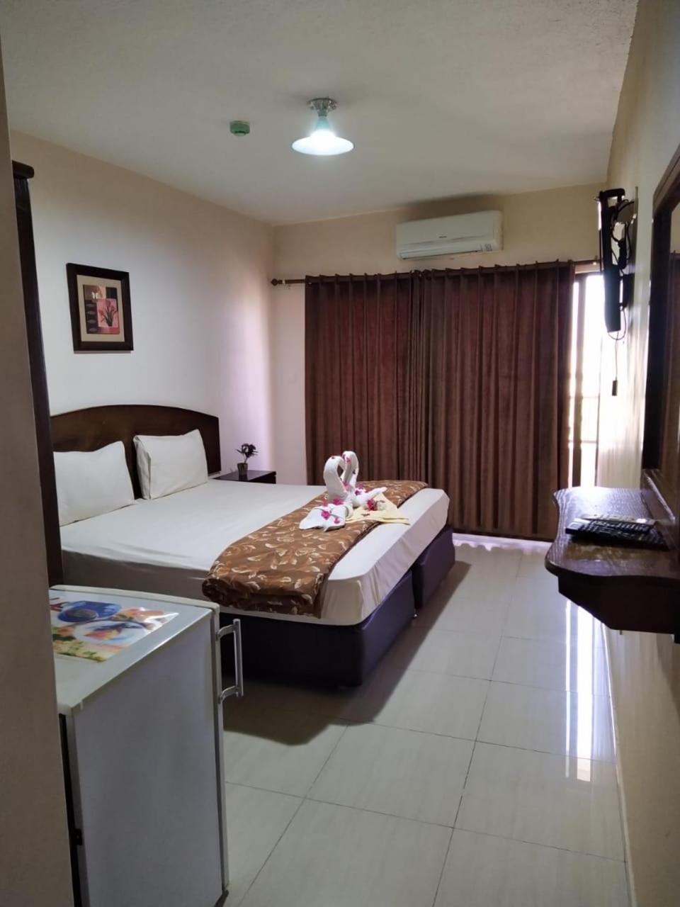 Double Room (1 - 2 Adults) photo 3