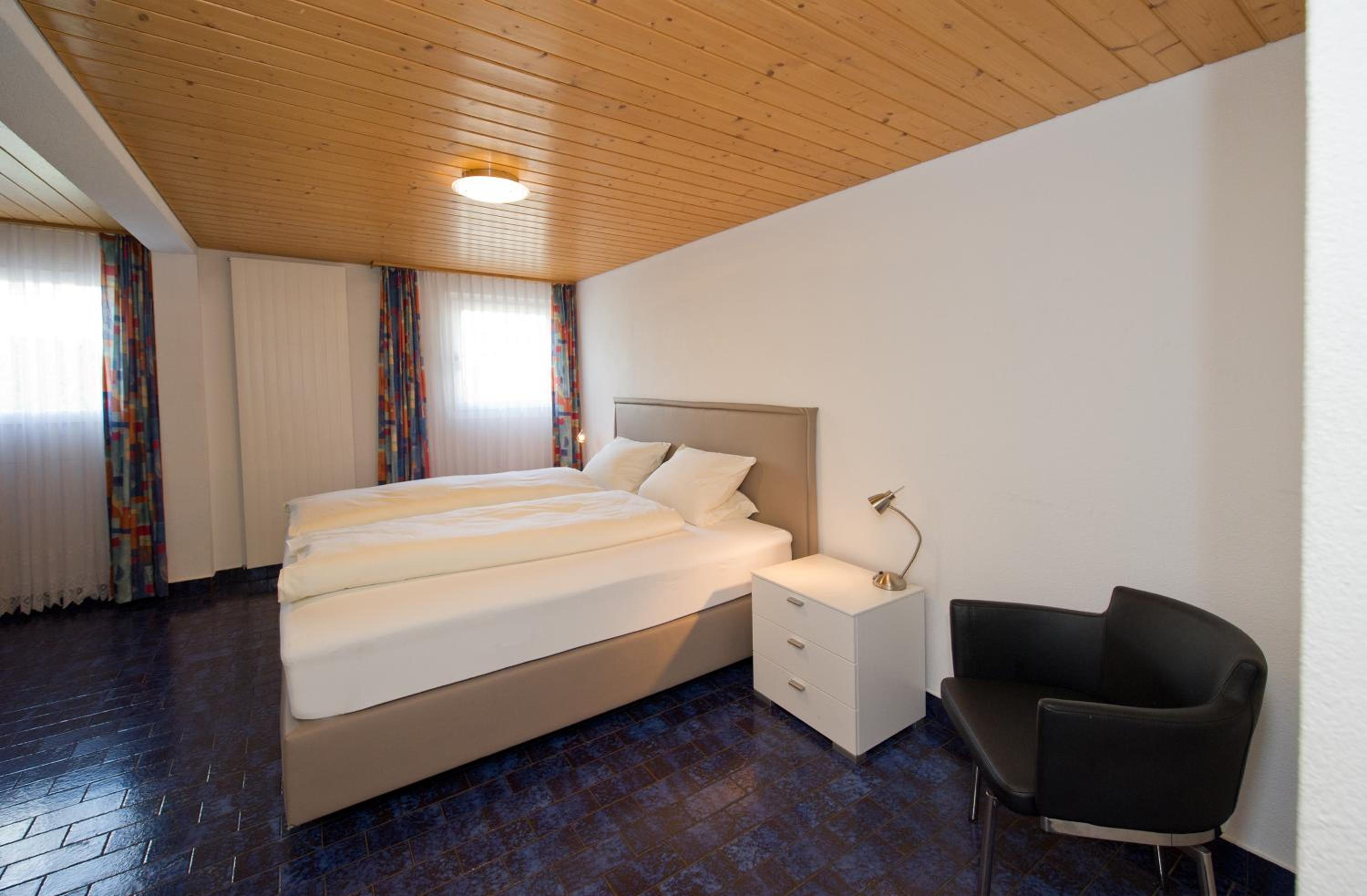 Double Room - Photo 6
