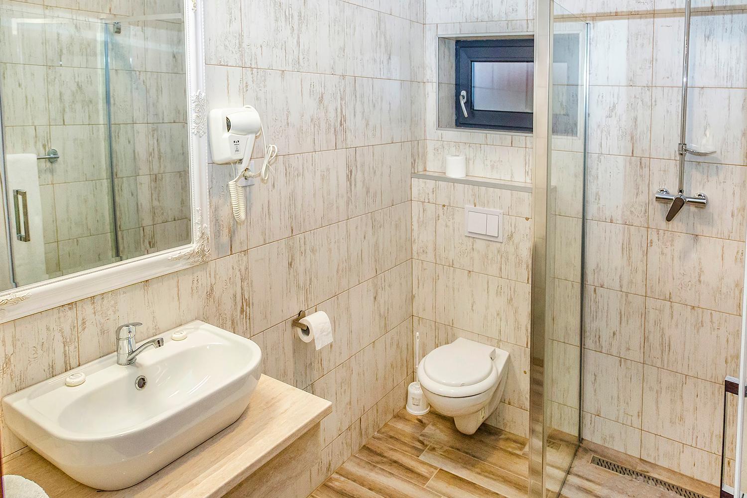Double or Twin Room photo 2