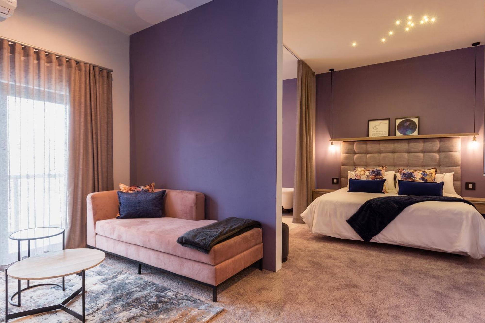 Superior King Suite