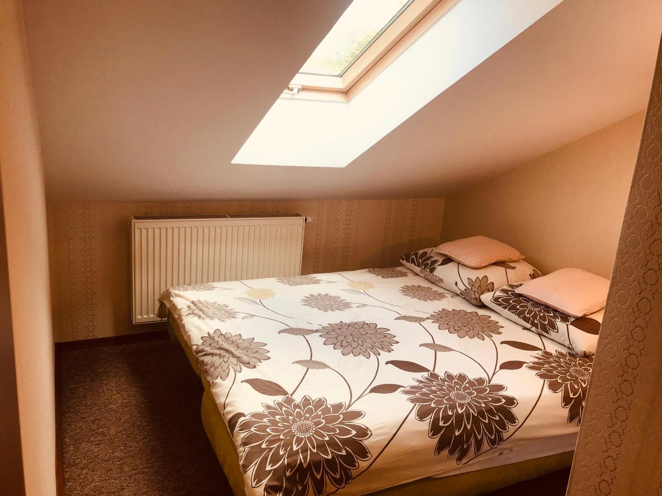 Deluxe Double Room - Photo 7