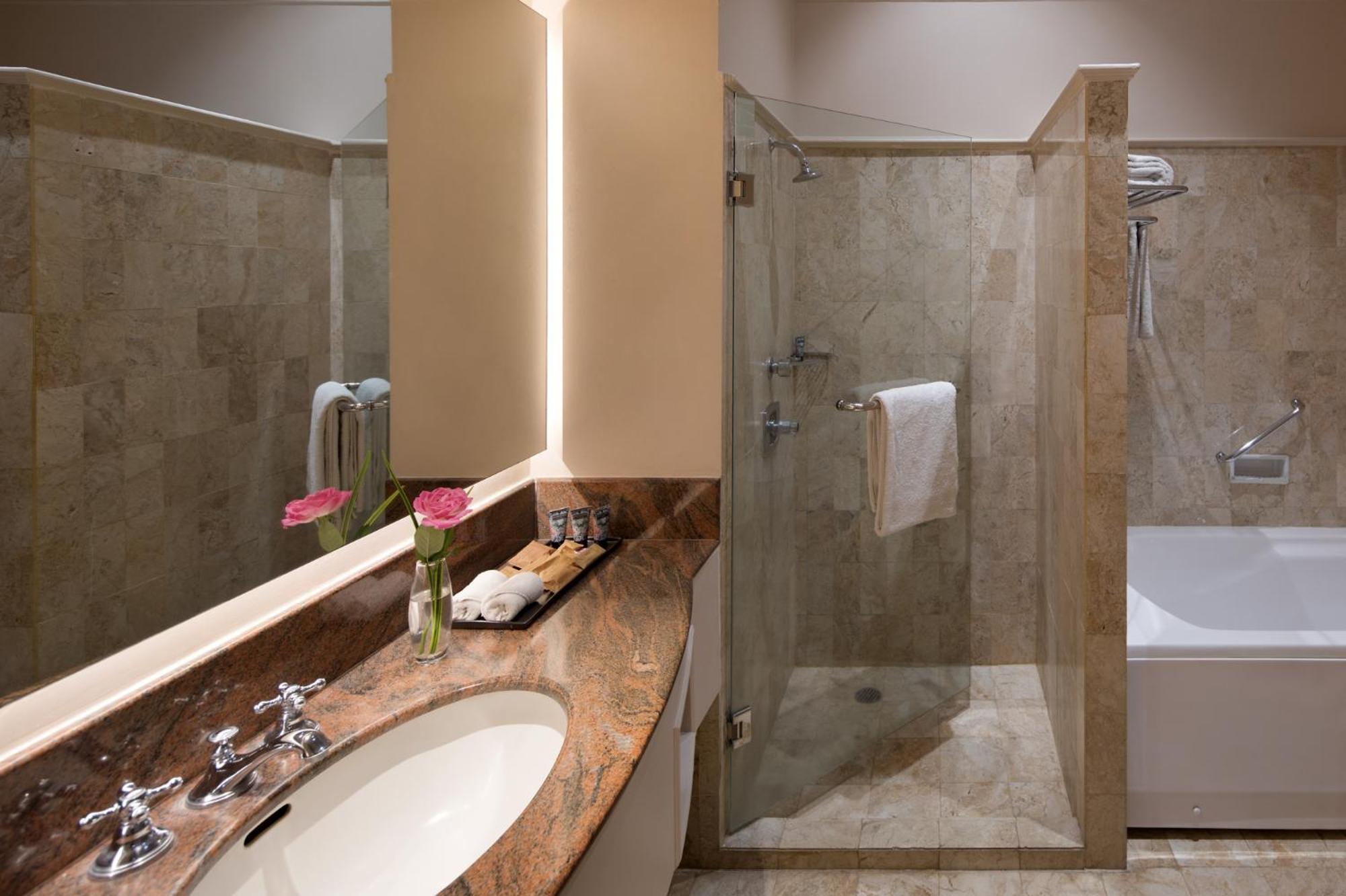 Villa Suite - Photo 4