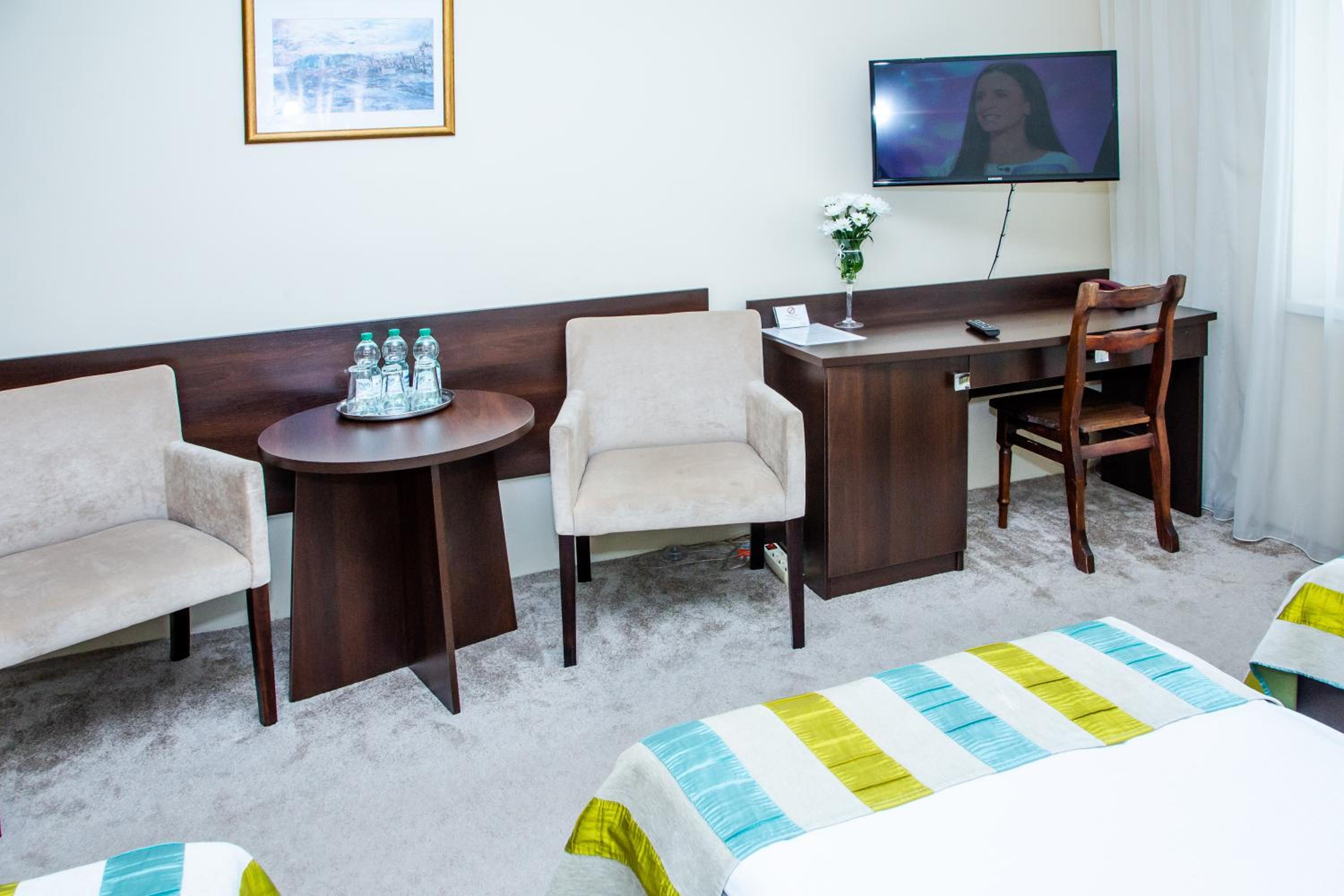 Standard Triple Room - Photo 1