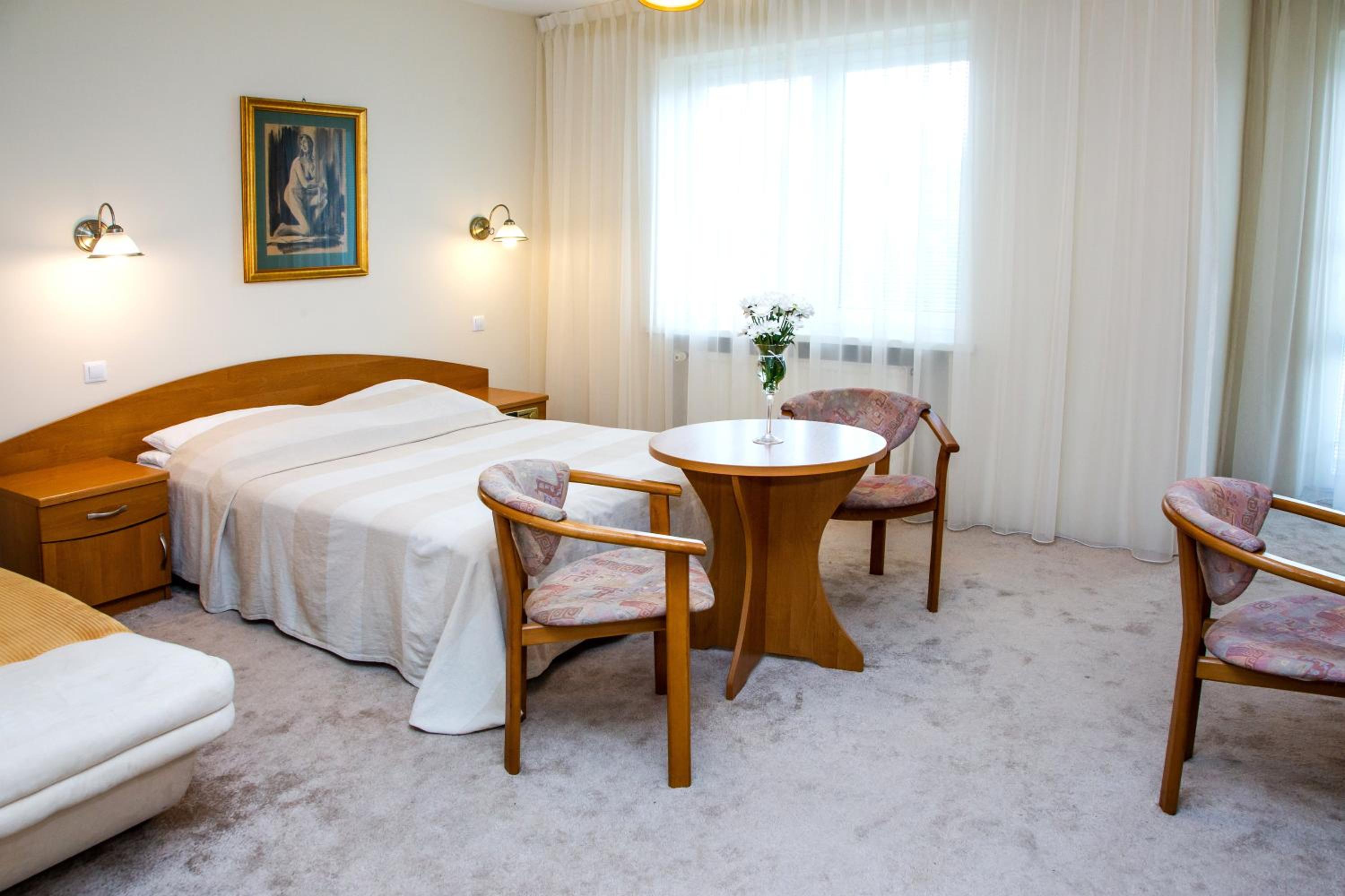 Deluxe Double Room - Photo 4