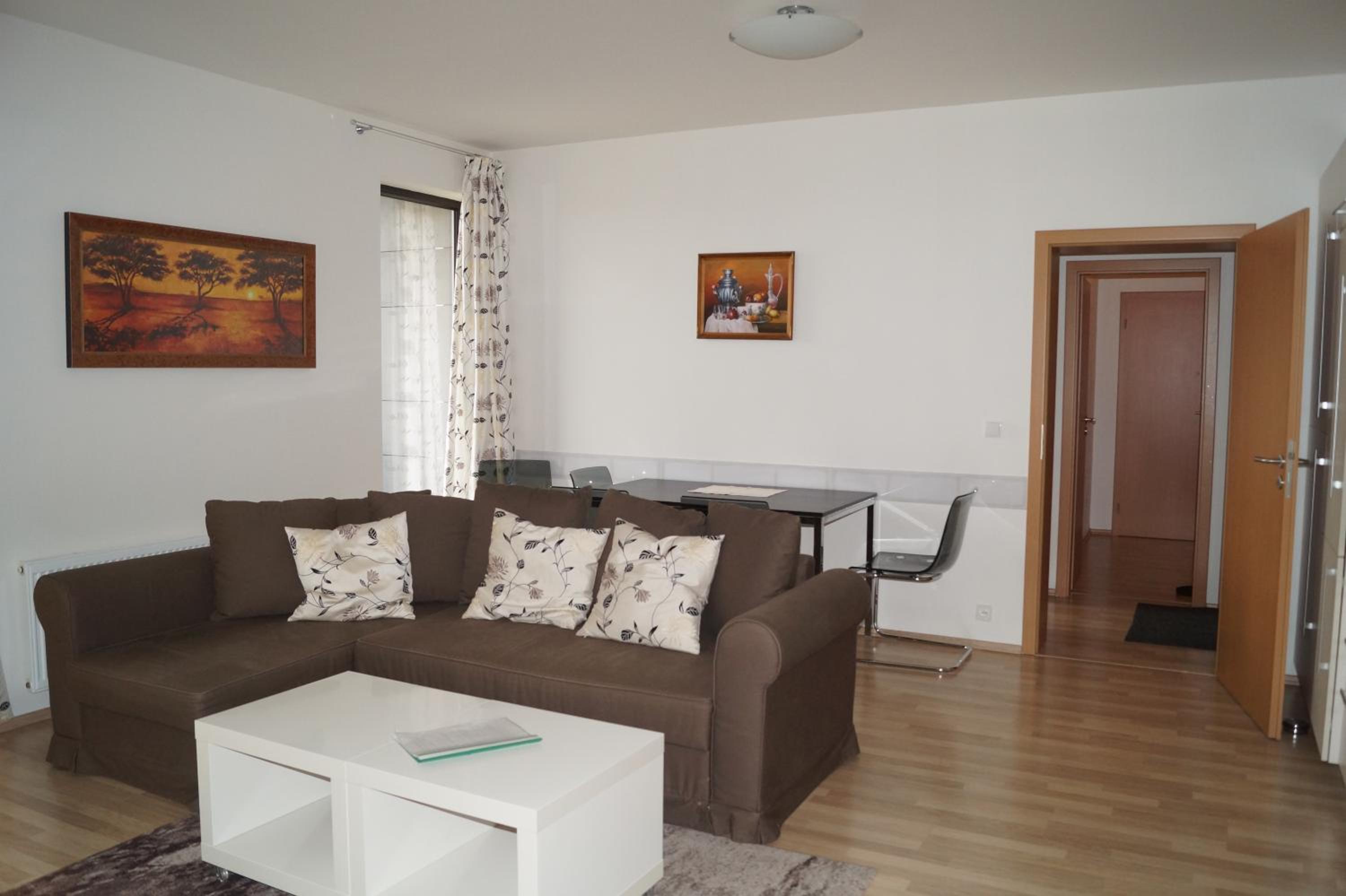Two-Bedroom Apartment with Balcony photo 1