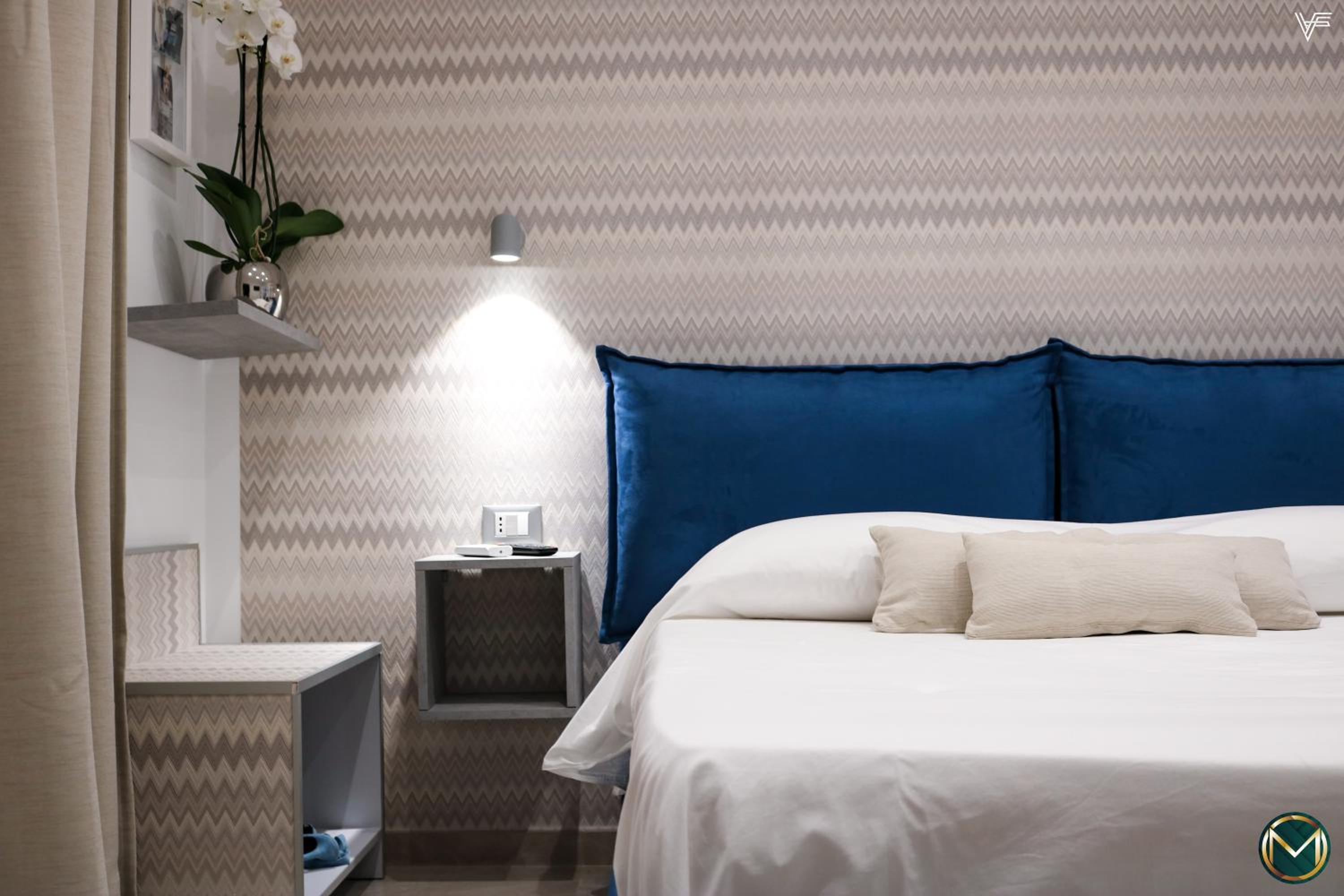 Double Room with Balcony - Photo 20