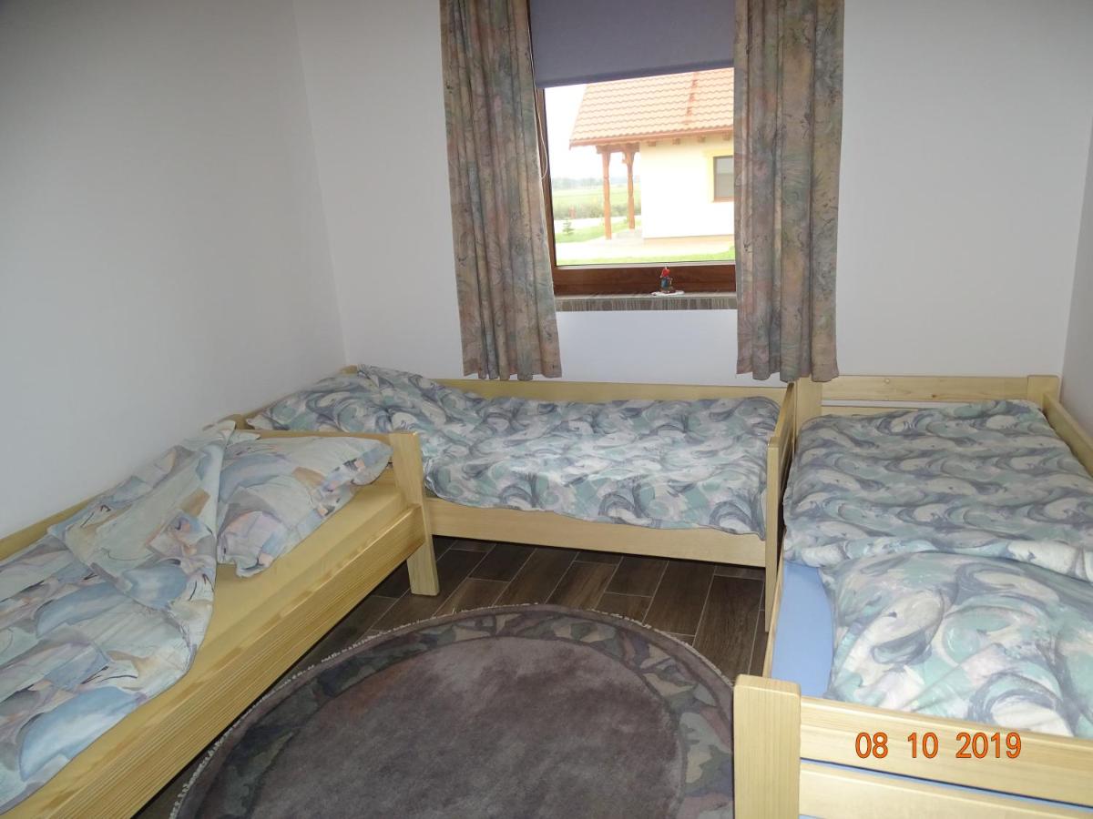 One-Bedroom House photo 2