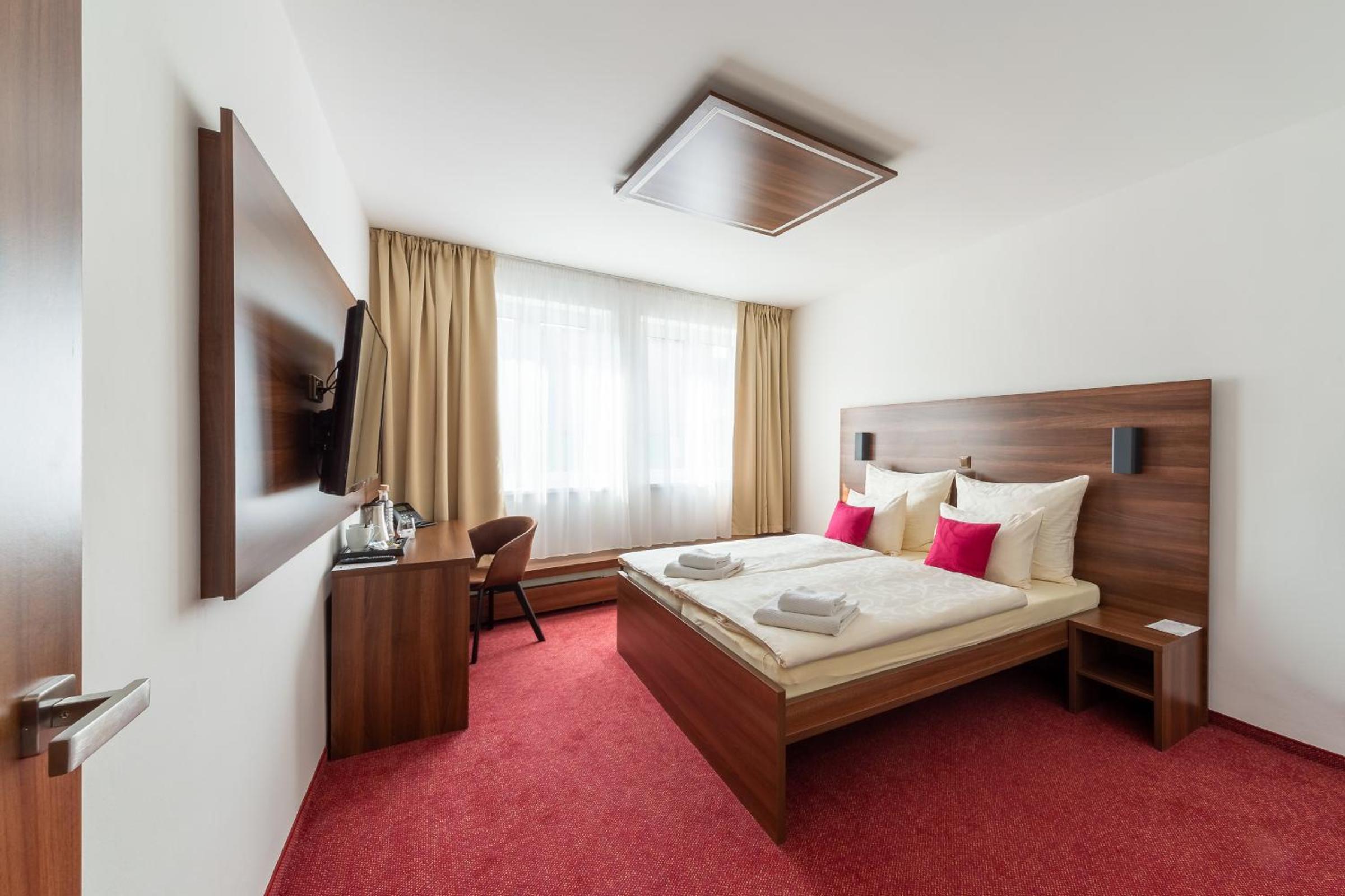 Deluxe Quadruple Room - Photo 3