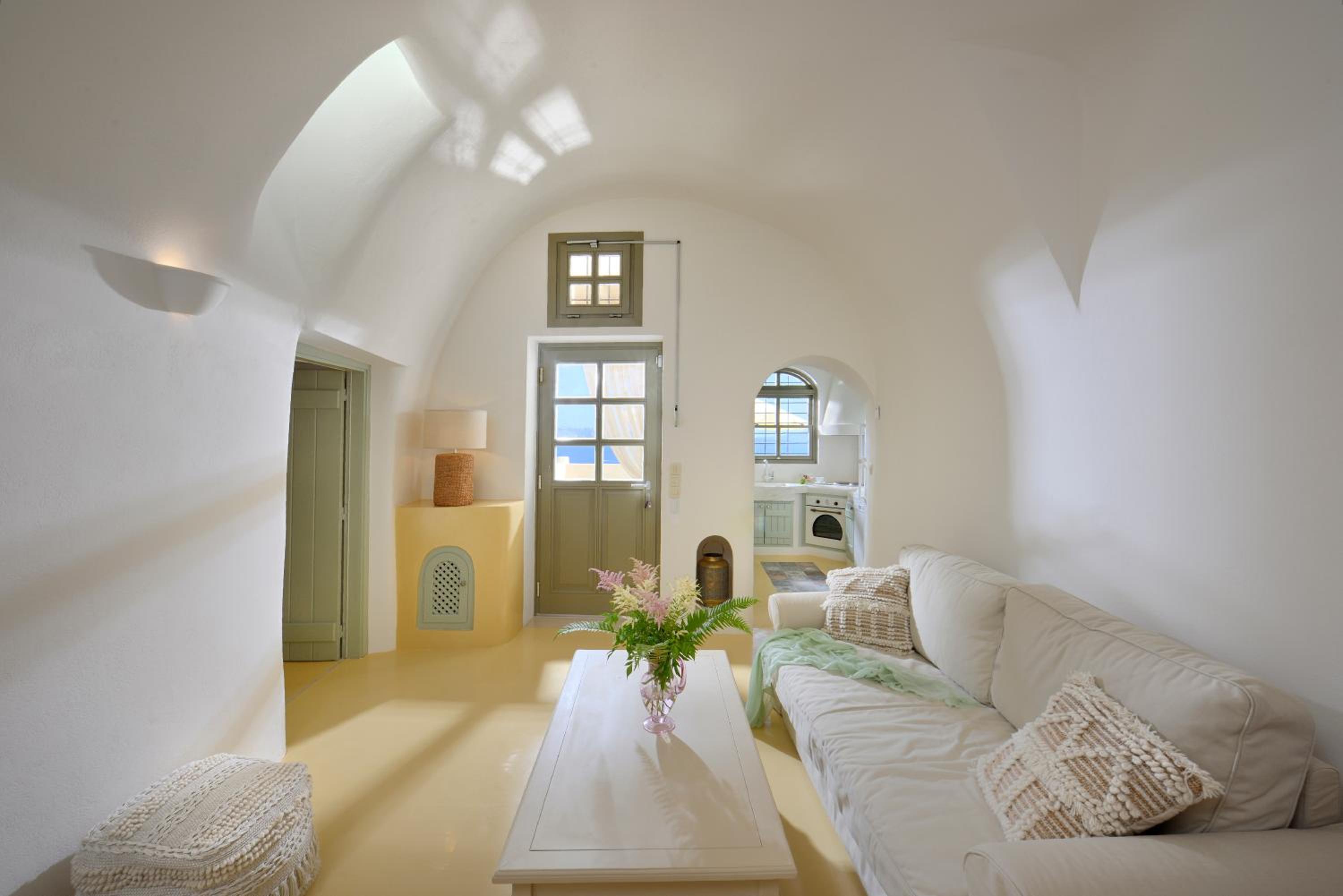 ARCHON VILLA WITH CALDERA VIEW (OUTDOOR JACUZZI)