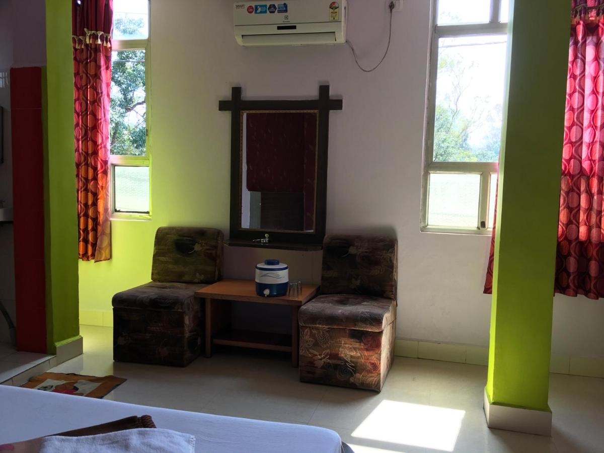 Deluxe Family Room photo 2