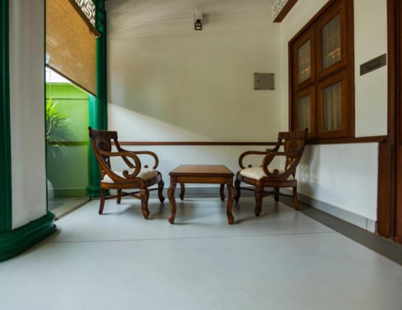 Suite - Photo 8