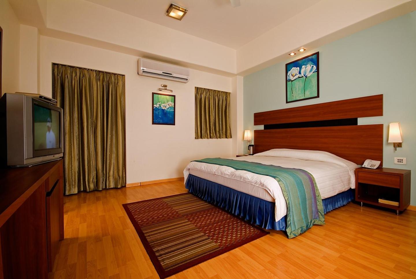 Deluxe Single Room