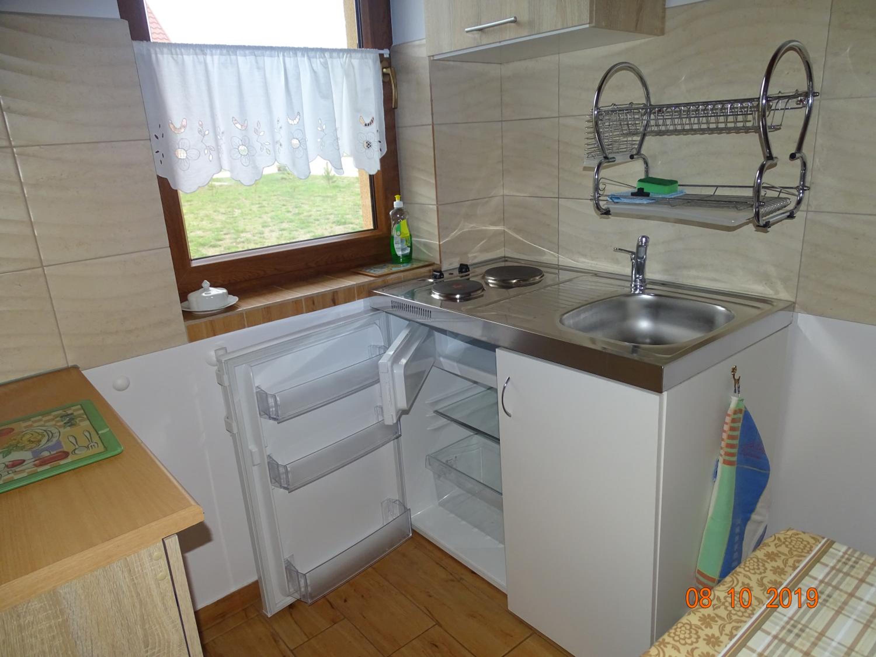 Two-Bedroom House - Photo 2