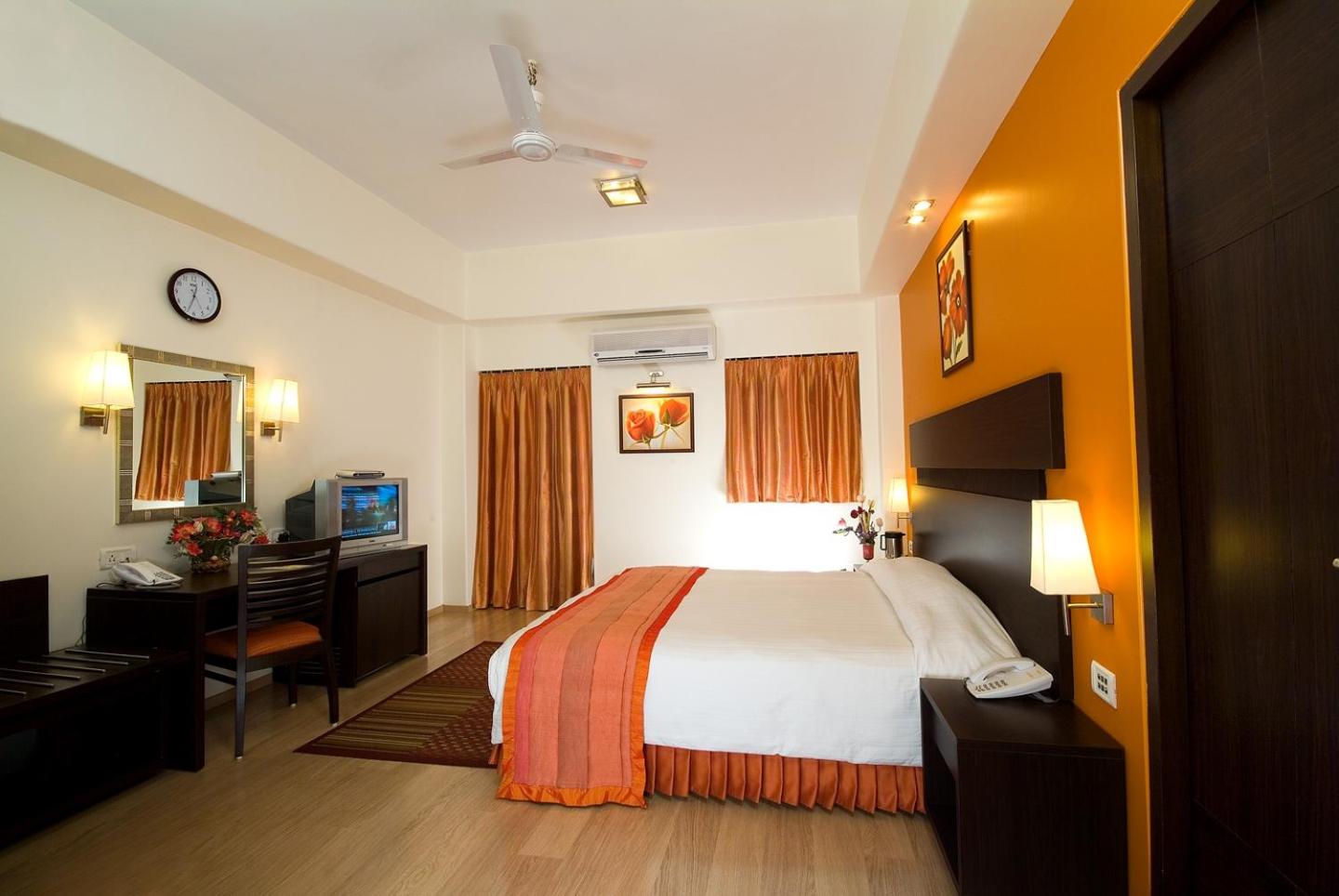 Deluxe Room - Photo 2