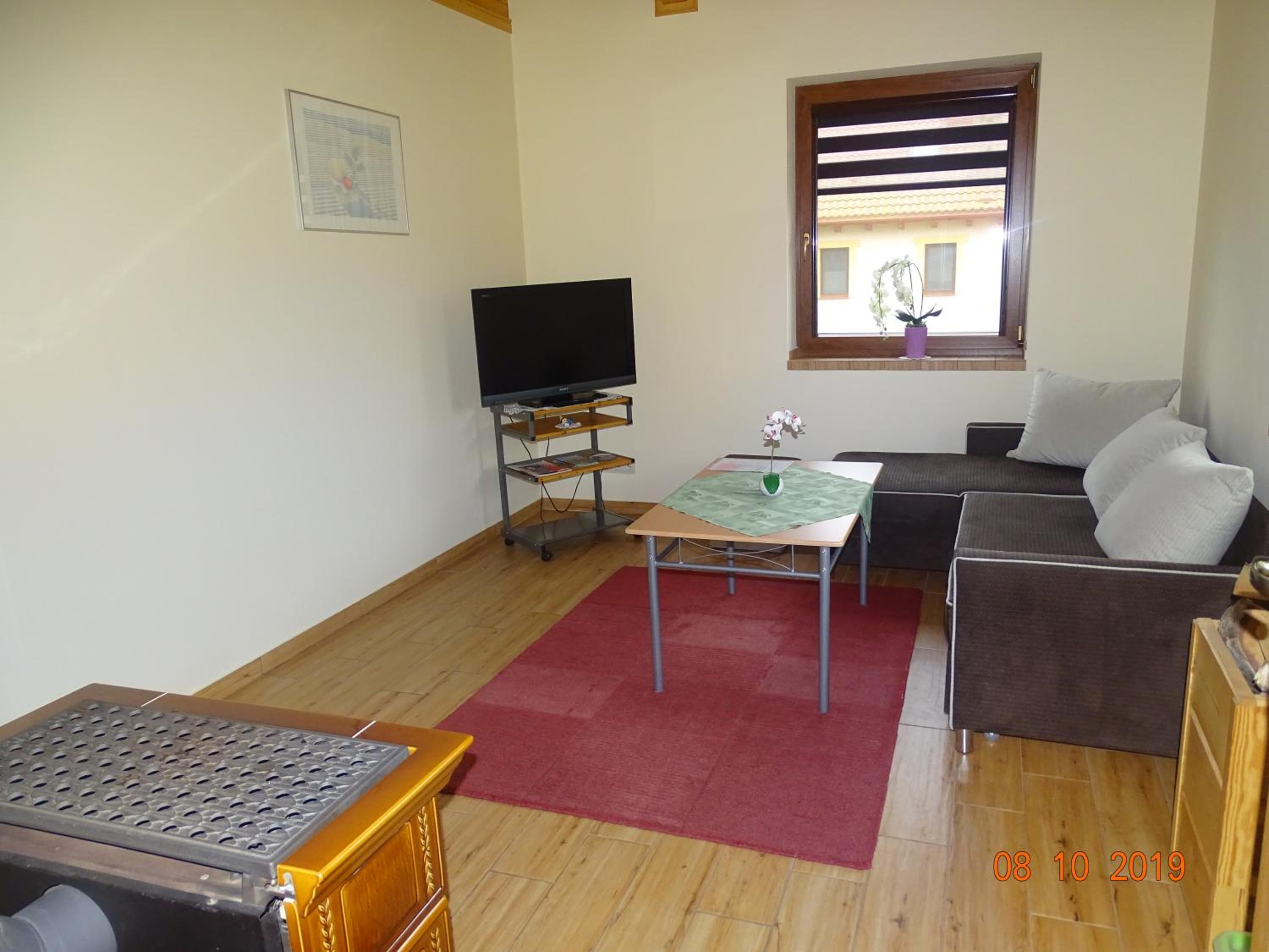 One-Bedroom House - Photo 13